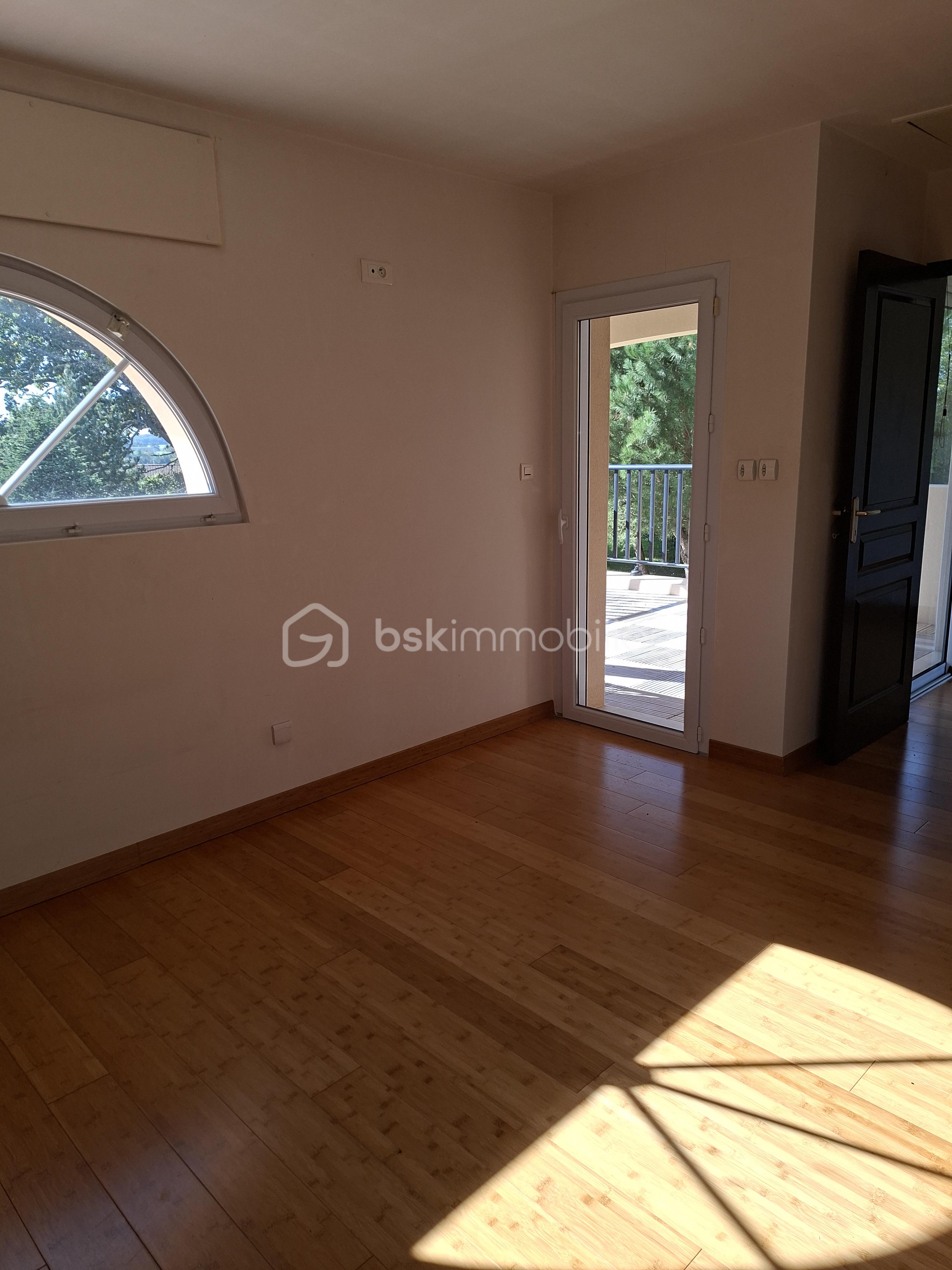 Maison de 147 m² - 20251008_121211.jpg