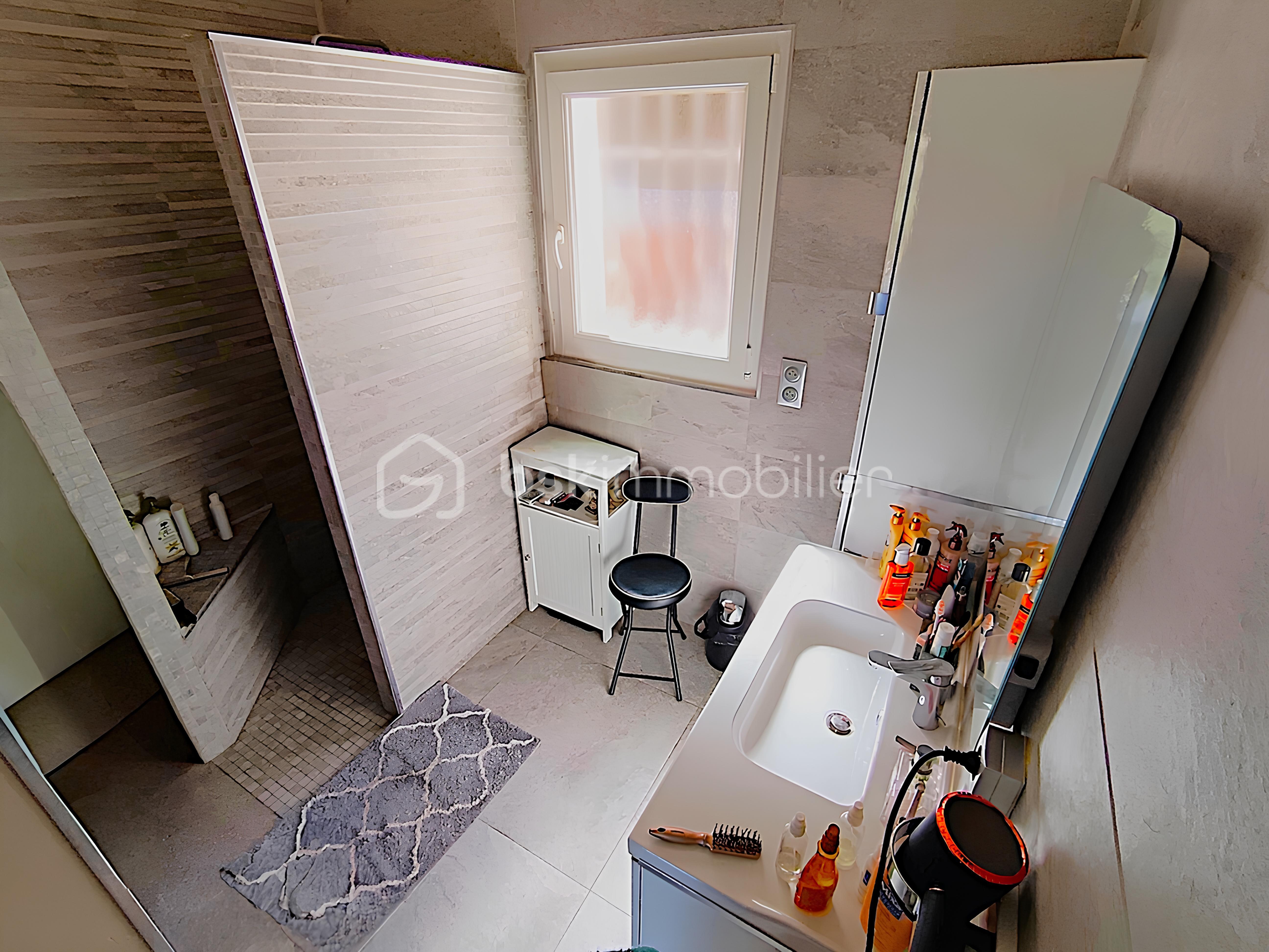 Maison de 112 m² - 12 Chambre bas A3.jpg