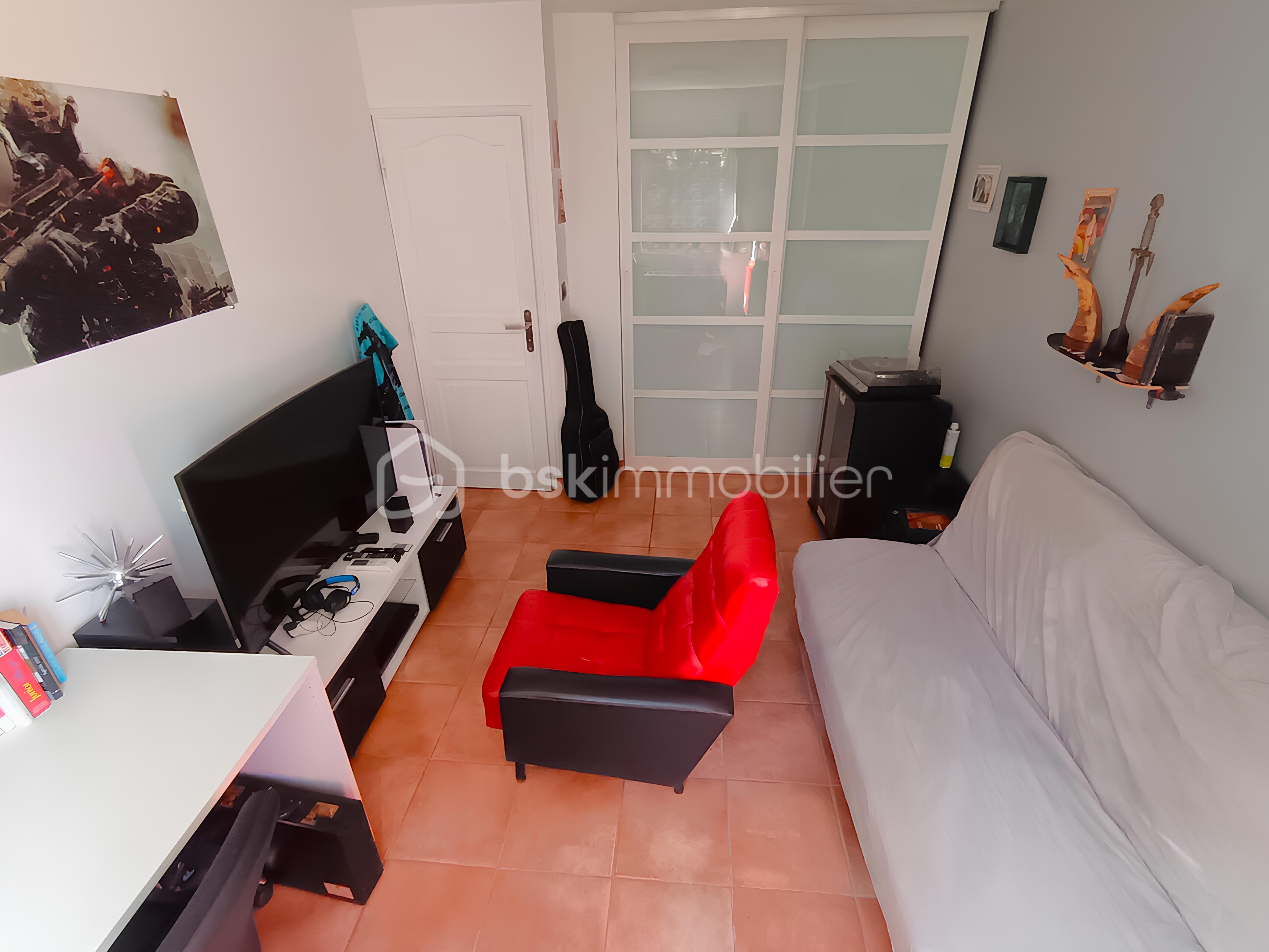 Maison de 112 m² - 16 Chambre haut 1B.jpg