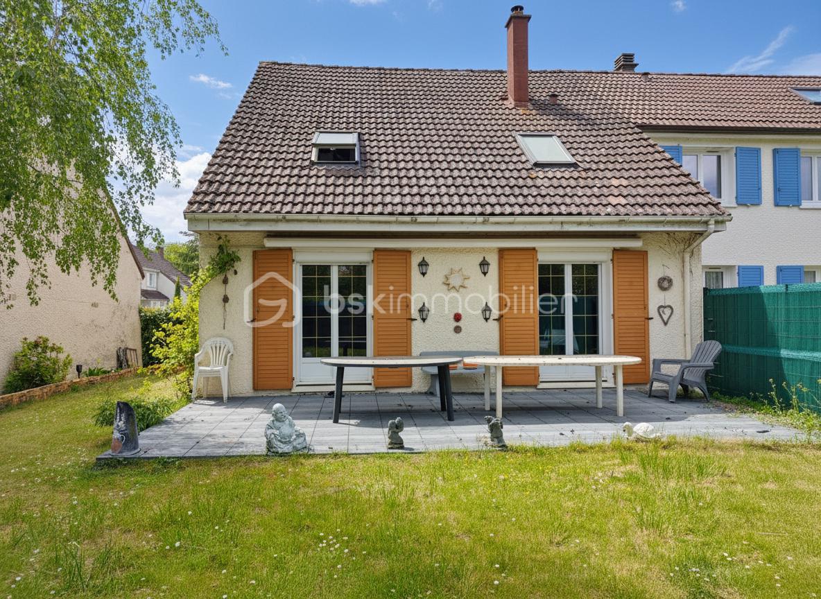 Maison 9 pièces 348 m² · à Cesson · 348 m² · 309 000 €