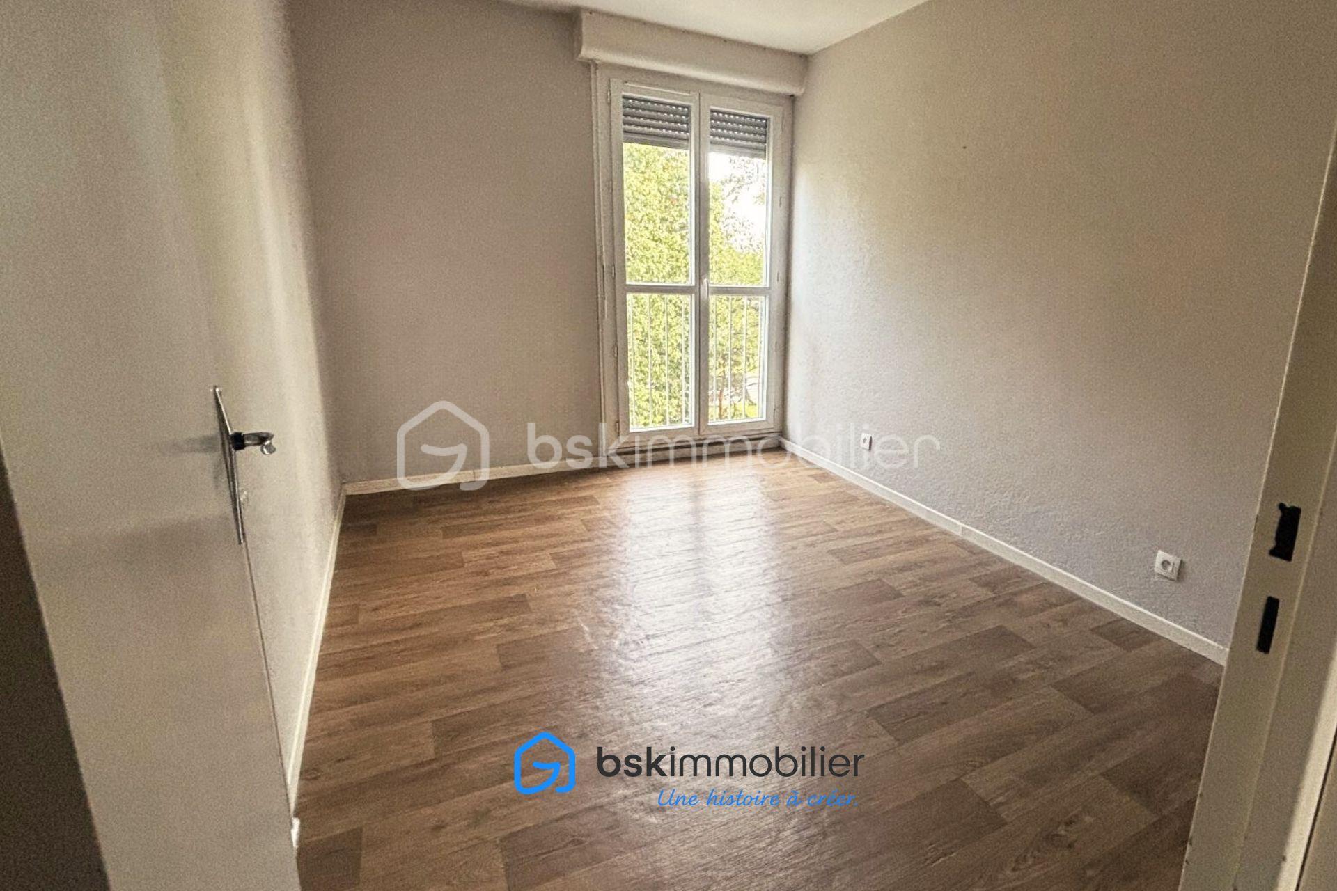 Appartement de 74 m² - Chambre 02.jpg