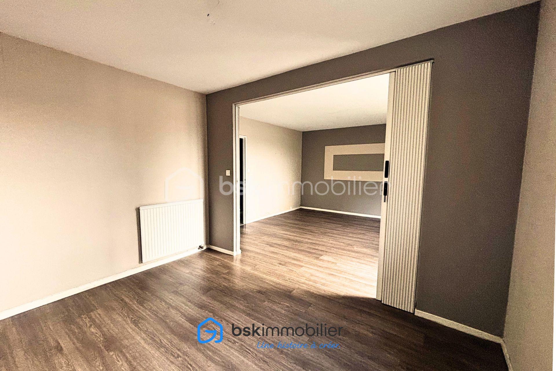 Appartement de 74 m² - Salon 01.jpg