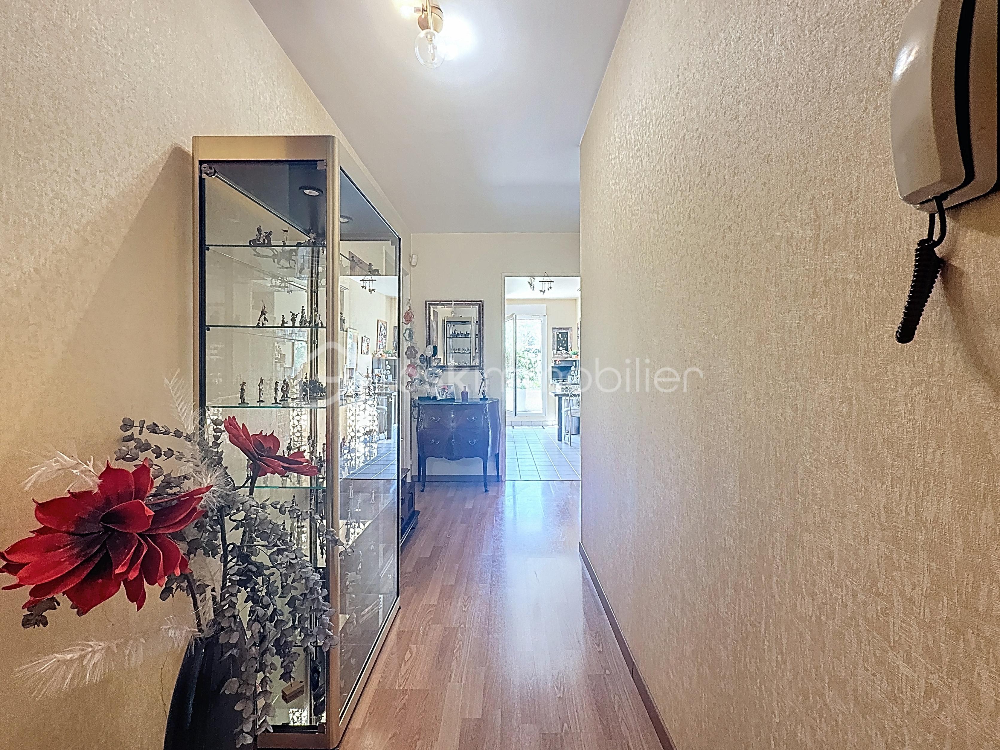Appartement de 69 m² - tieghem-t4_00010.jpg