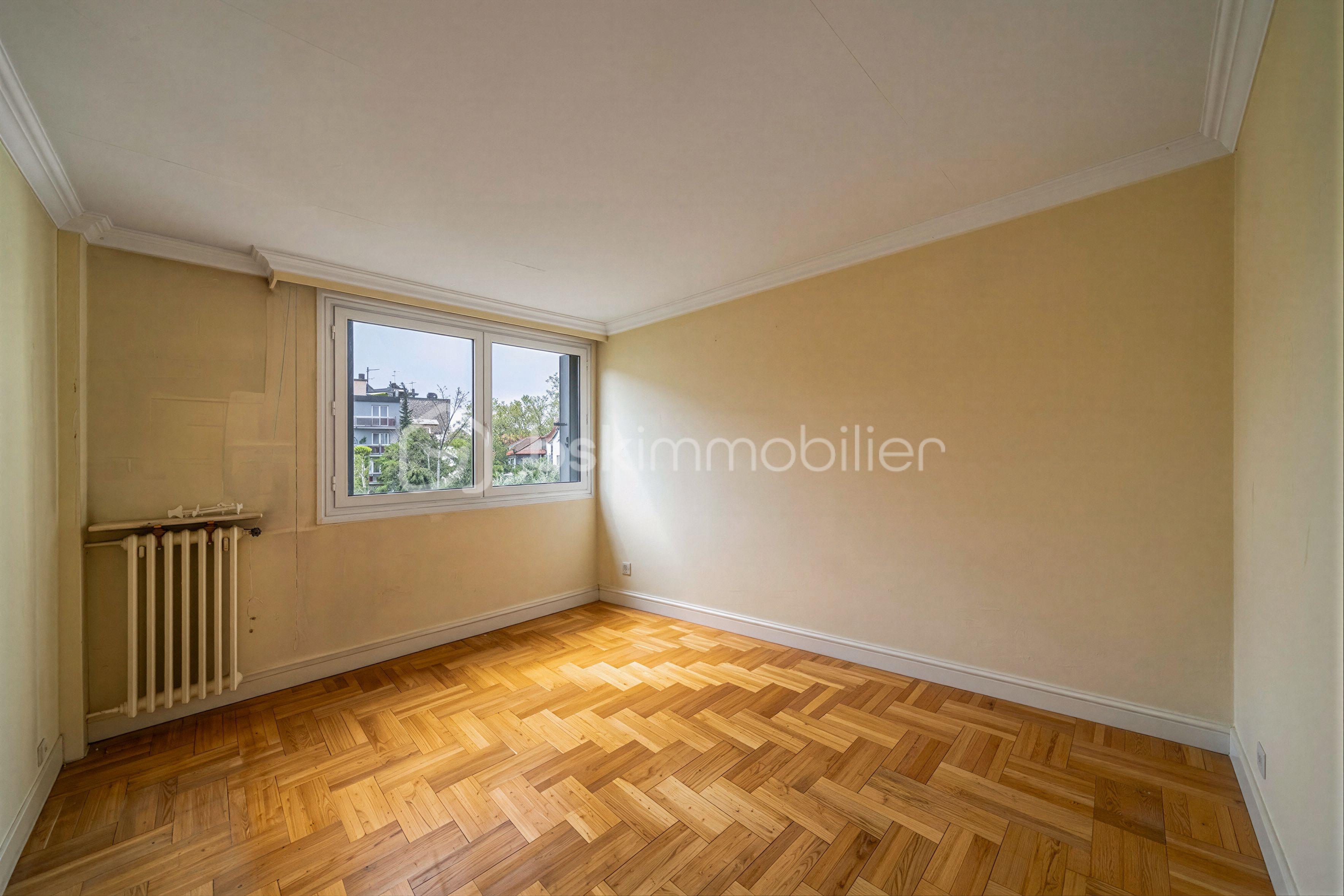 Chambre 1 vide.jpg