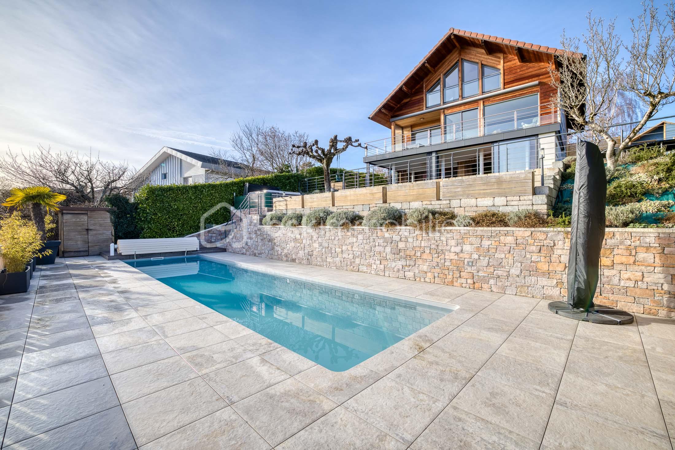 Maison contemporaine de 212 m² - A.jpg