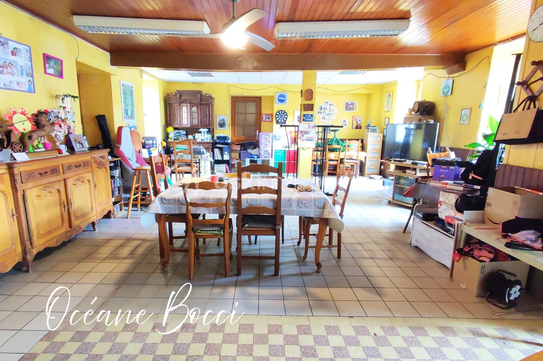 Maison de 216 m² - 1_20251209_193802_0000.png