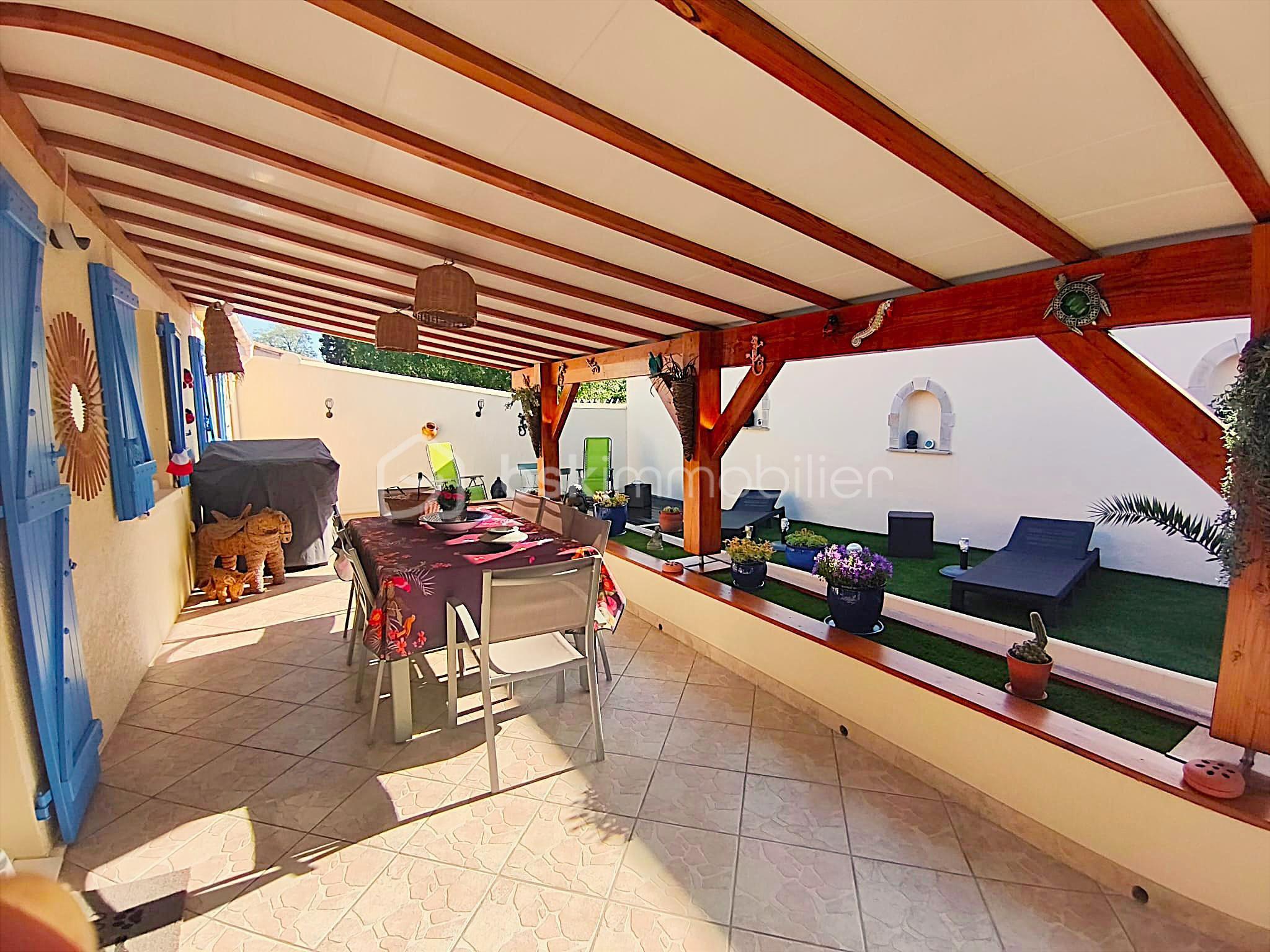 Terrasse couverte 1.JPG