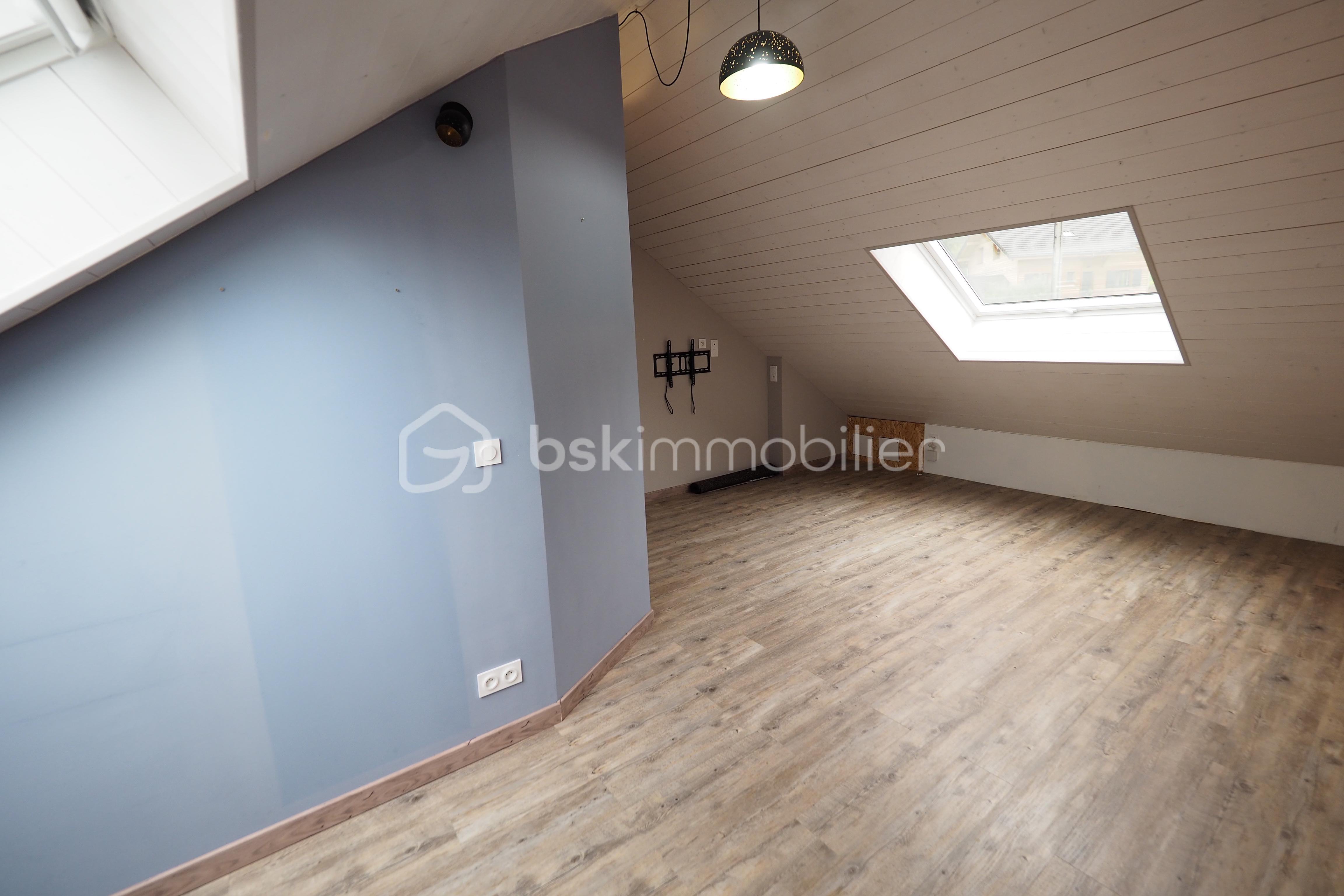 Maison de 114 m² - d41160ea-8049-43d8-8a66-fd66ec6f73c3.JPG