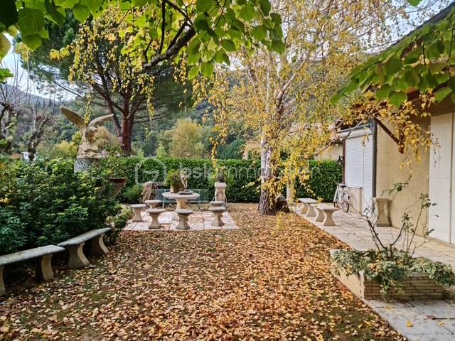 Maison de village de 211 m² - 8368440345822557005 (1).JPG