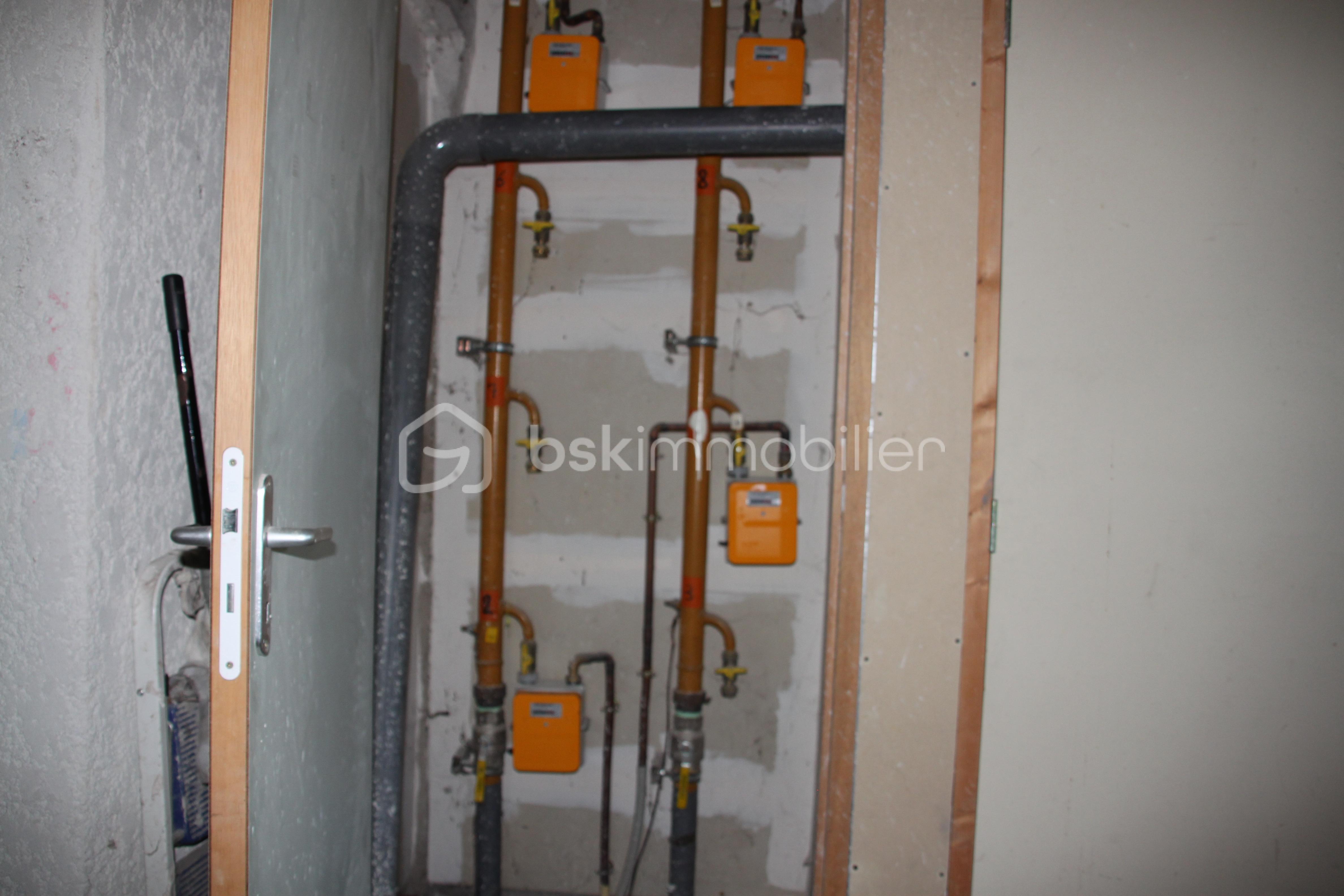 Immeuble mixte de 2 120 m² - IMG_6727.JPG