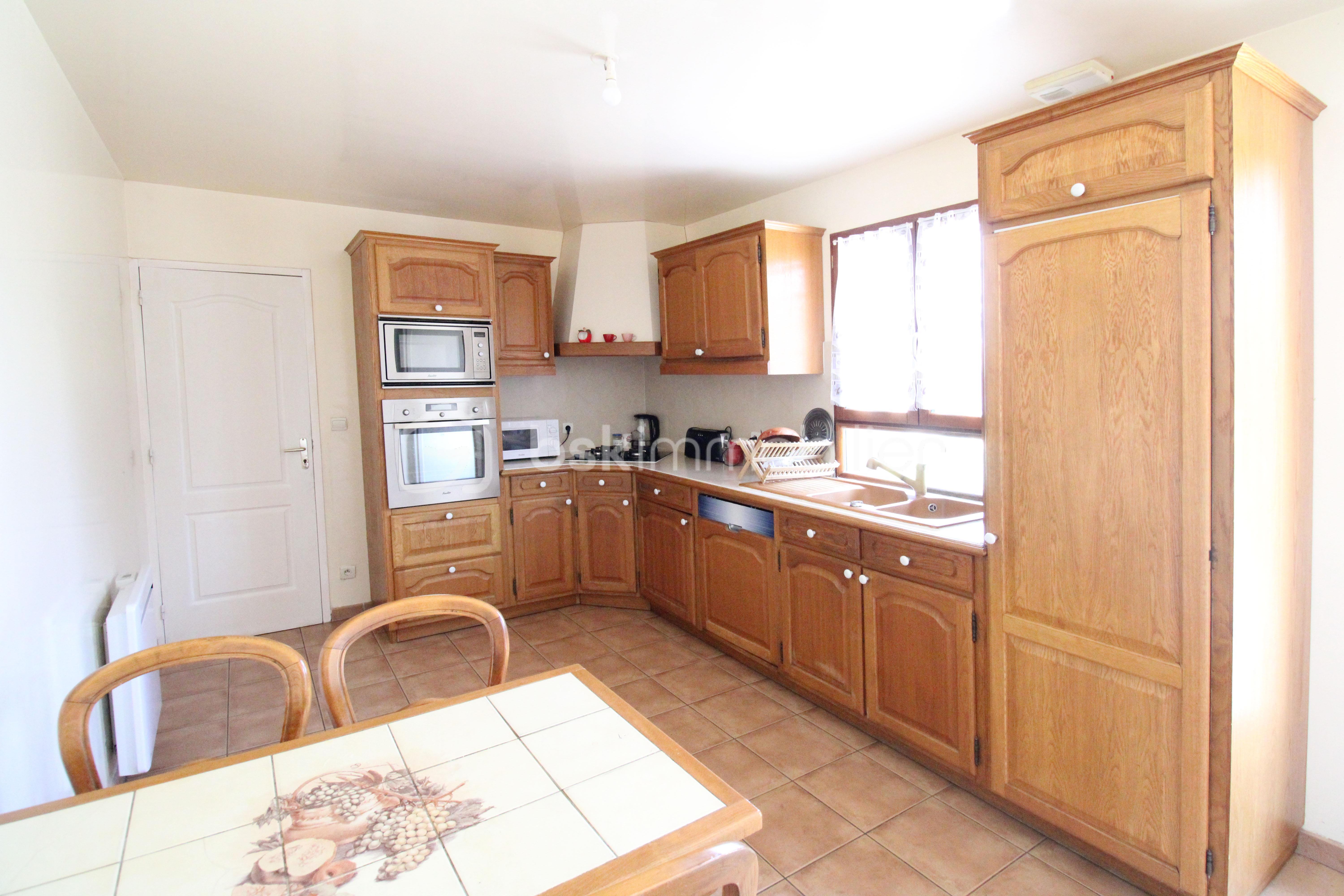 Maison traditionnelle de 139 m² - CUISINE.jpg