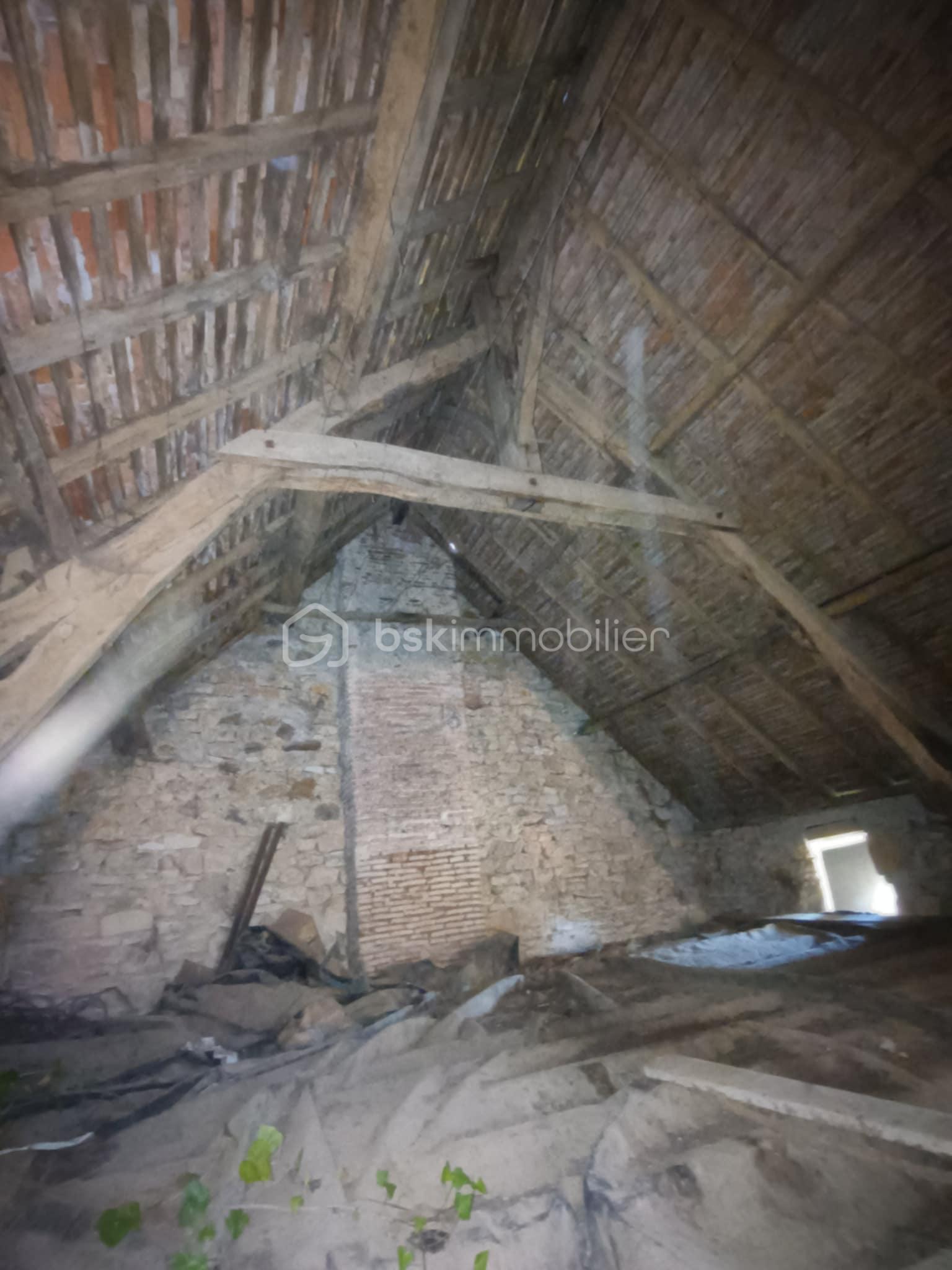 Corps de ferme de 132 m² - 4912a1ba-1503-42e4-80b9-b733805748c4.jpg