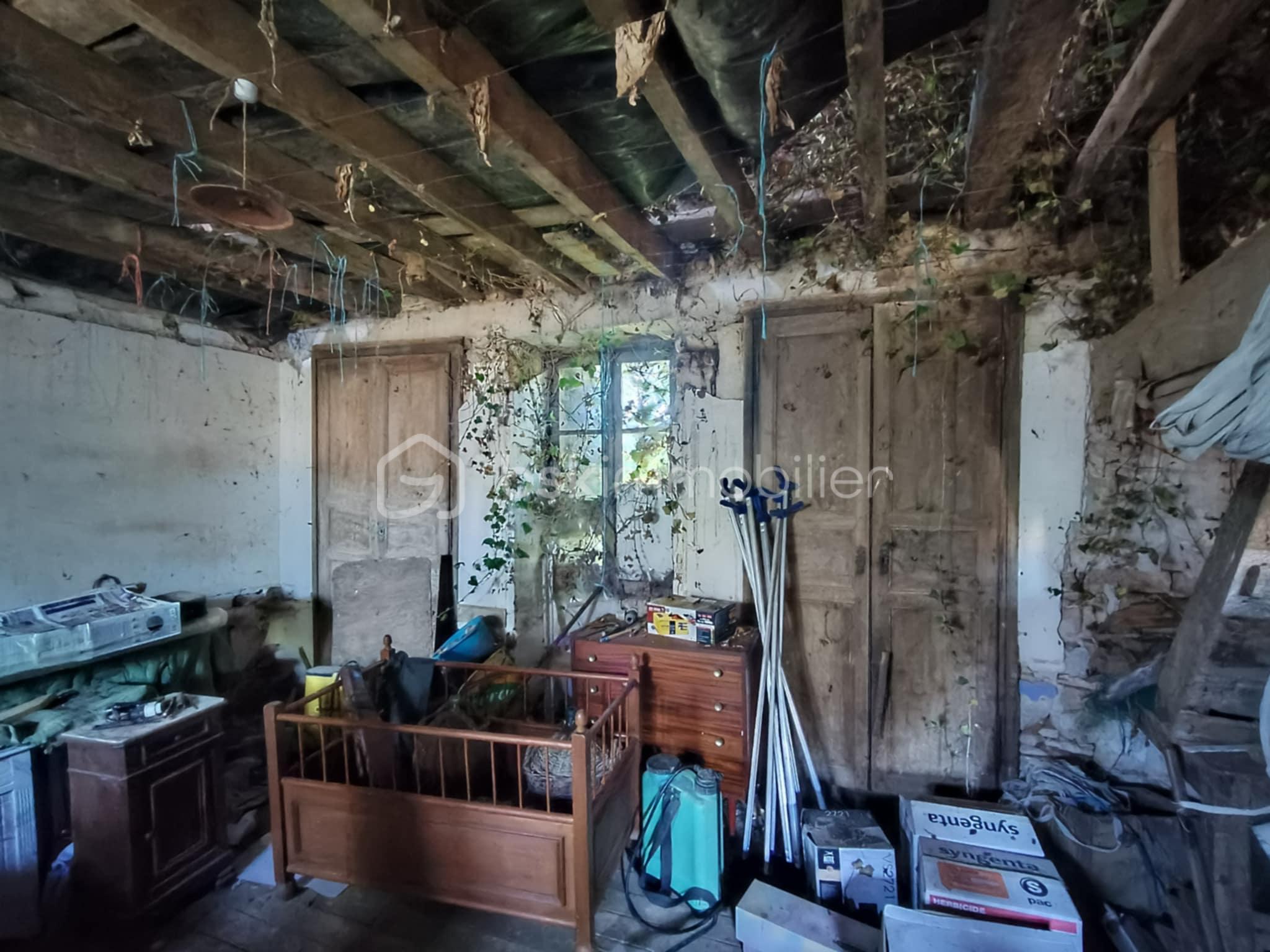 Corps de ferme de 132 m² - bb06f055-7317-4e06-a1a1-90d1af47a2f9.jpg