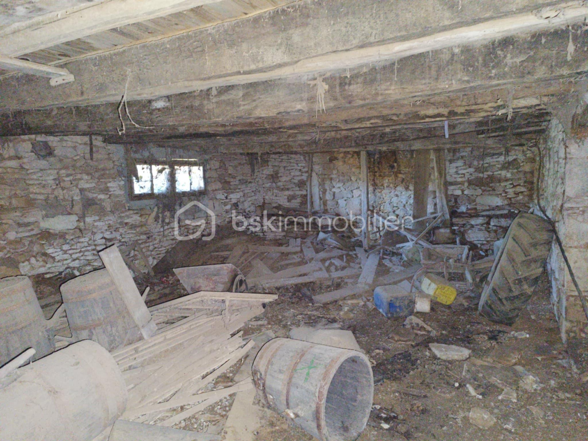 Corps de ferme de 132 m² - d6b4c38f-592a-4d9a-a9d5-6b2db3cef2bd.jpg