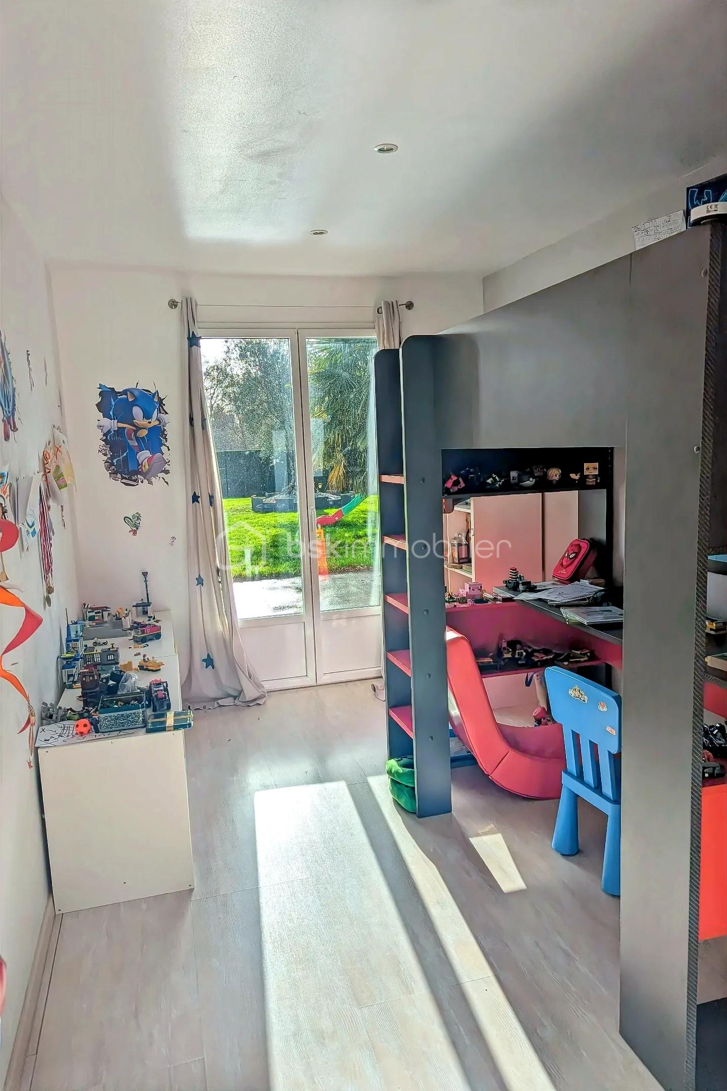 Maison de 113 m² - hoqi-ce6ab41592f0449b99308c3898fd9d6d.jpg