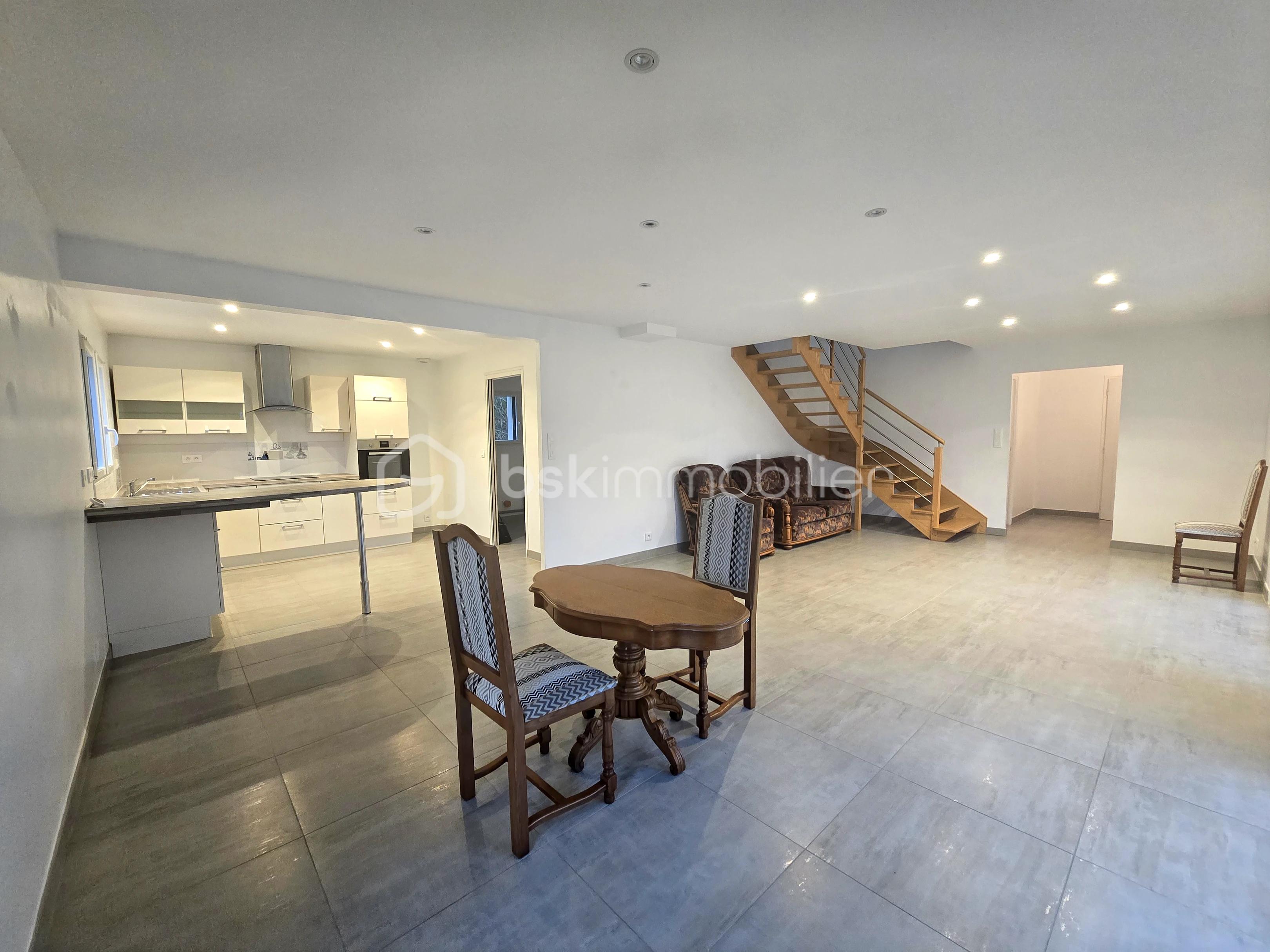 Maison contemporaine de 135 m² - liloo-downloaderz57sly