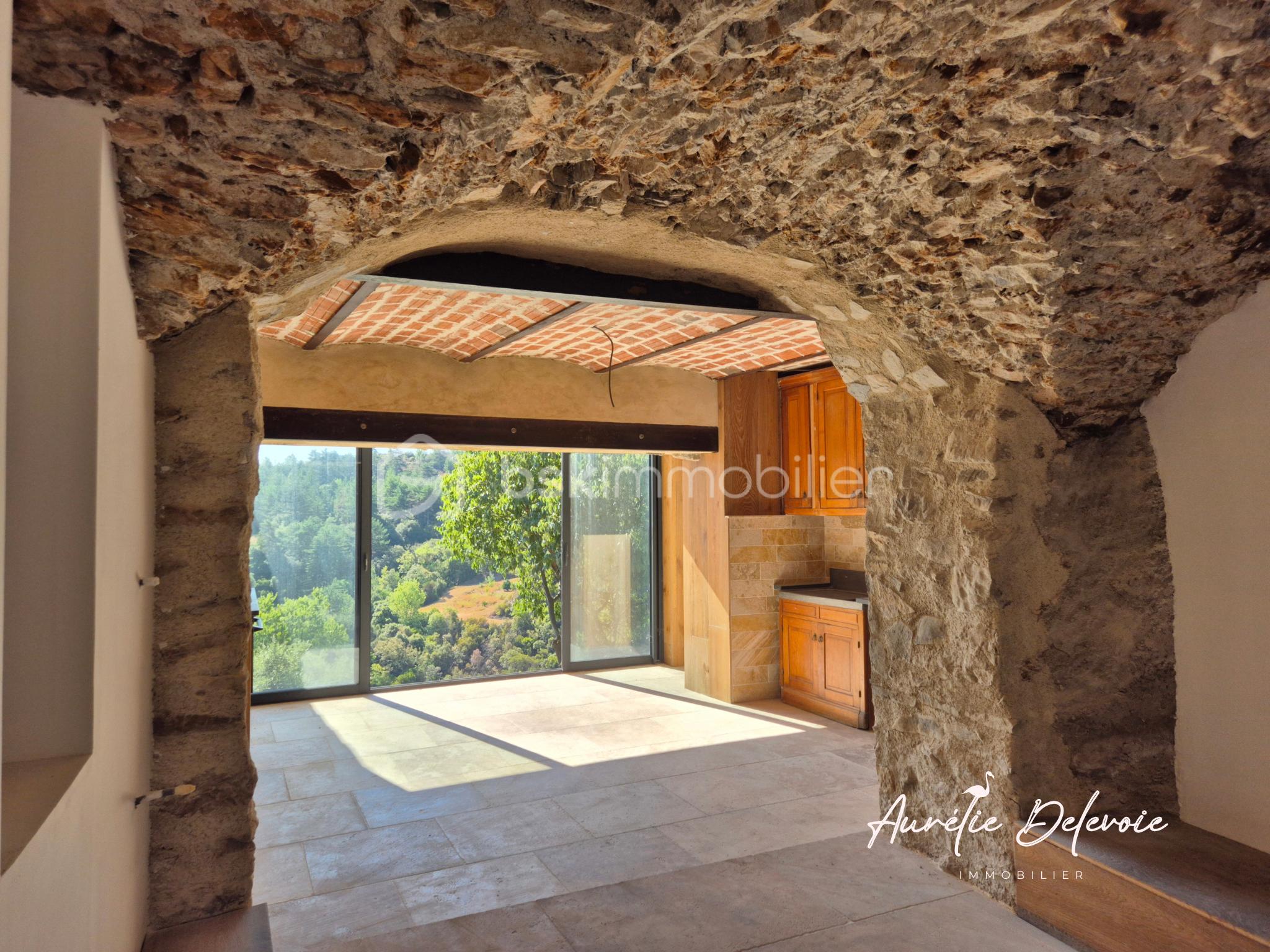 Maison 5 pièces 135 m² · à Roquebrun · 135 m² · 320 000 €