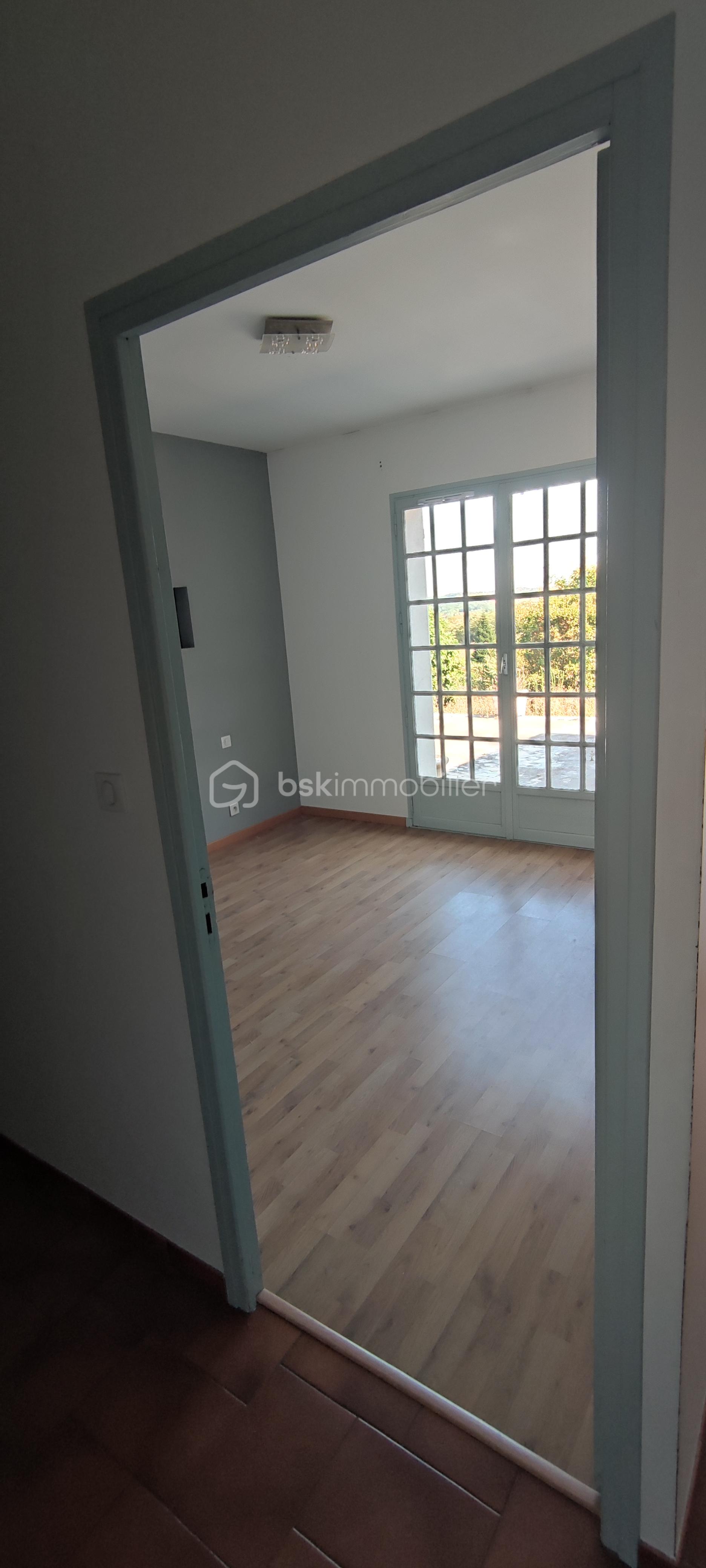 Maison de 125 m² - 1755182506017.jpg
