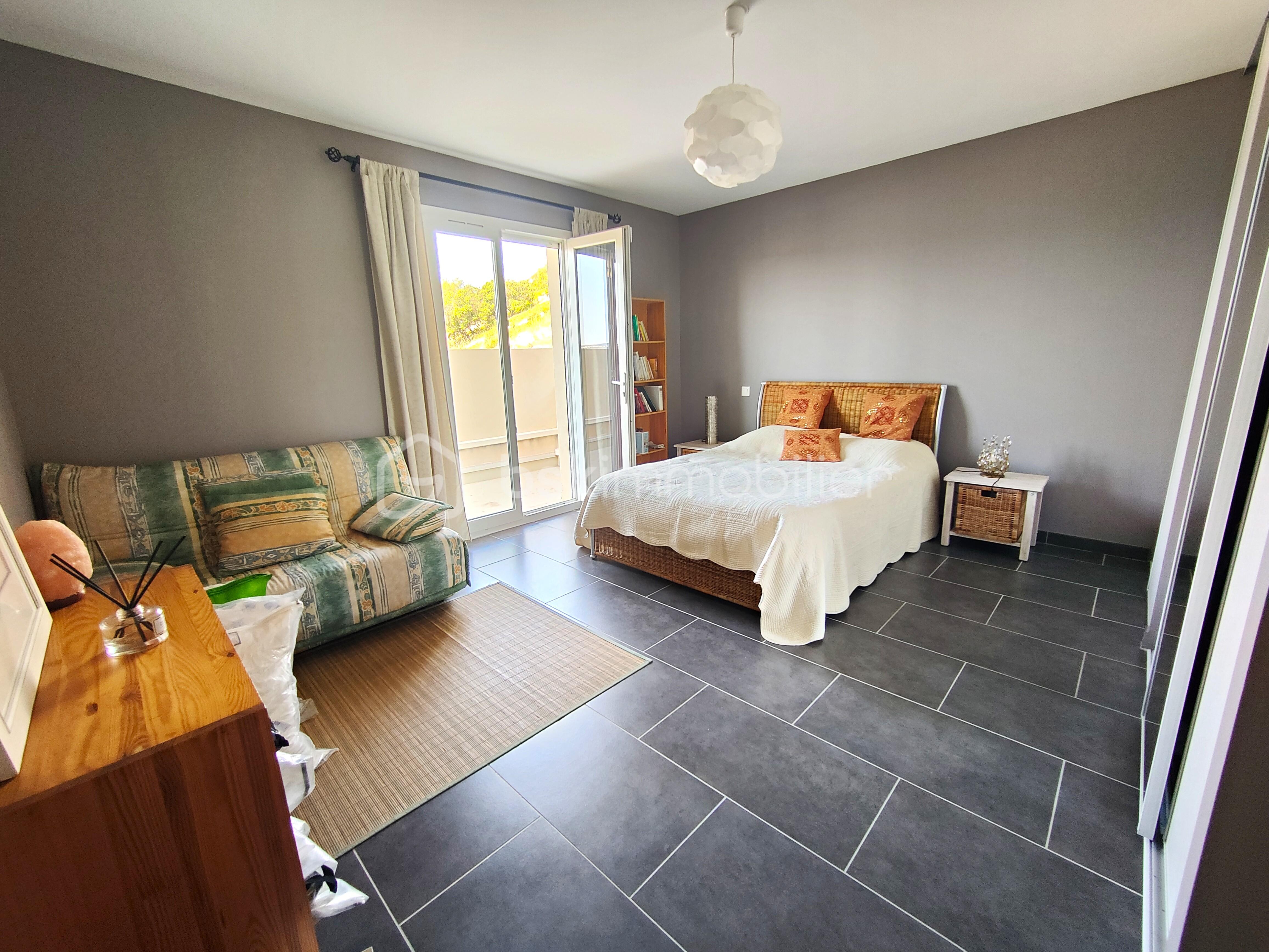 Maison de 165 m² - IMG20250630094729.1.jpg