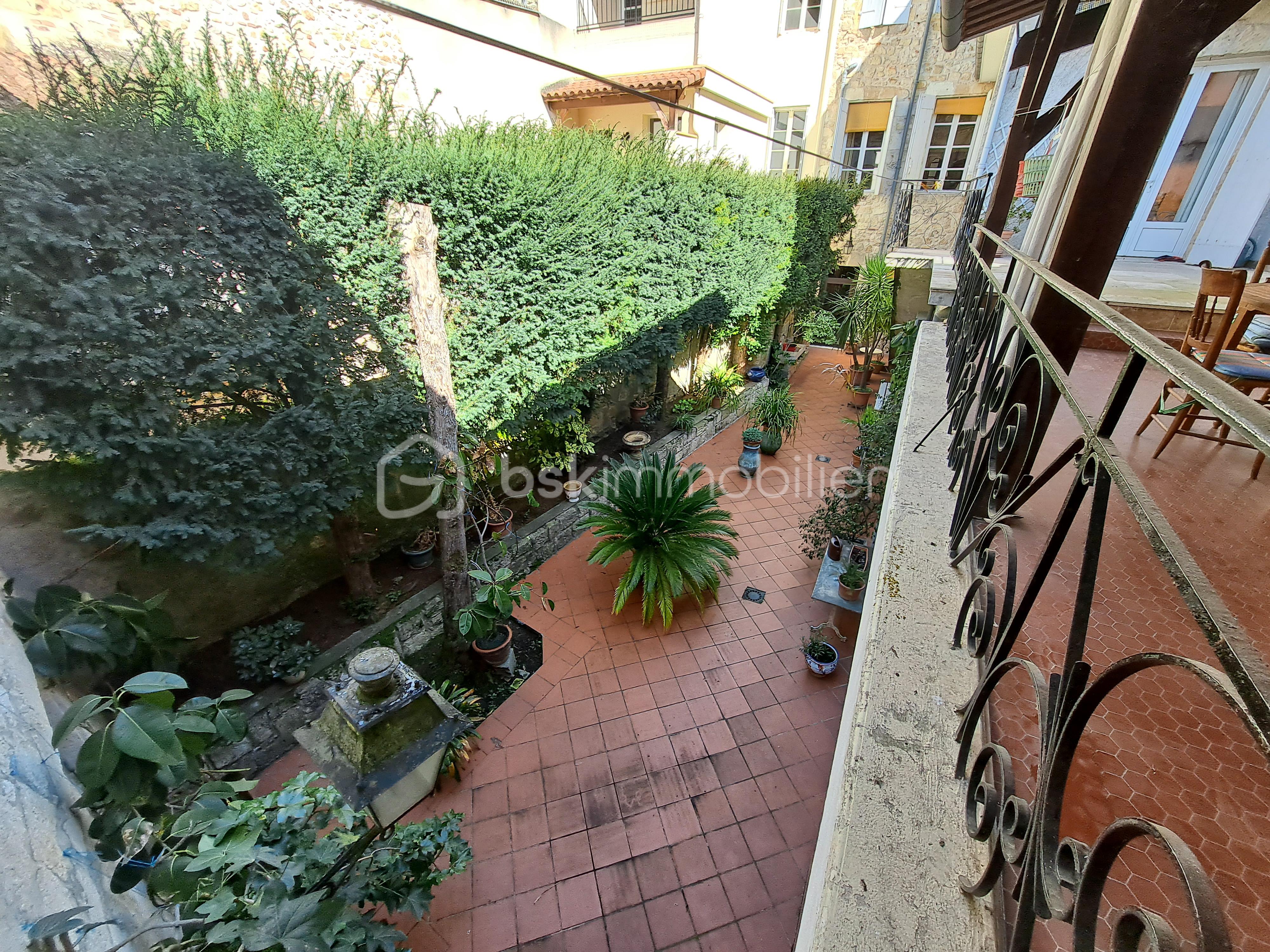 Maison de ville de 288 m² - cesar carvalho gascony masion vente condom gers investissement net 1.jpg