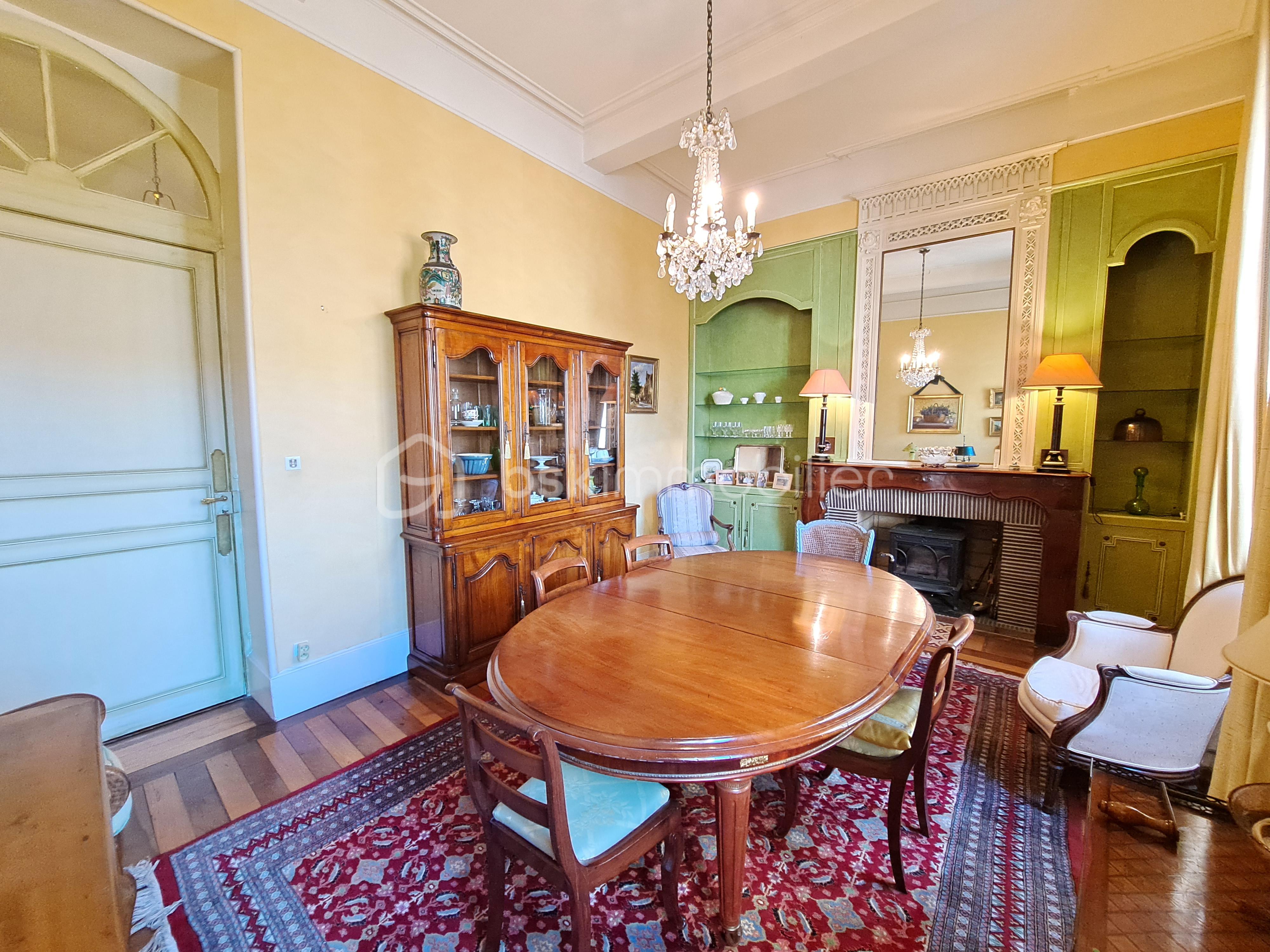 Maison de ville de 288 m² - cesar carvalho gascony masion vente condom gers investissement net 19.jpg