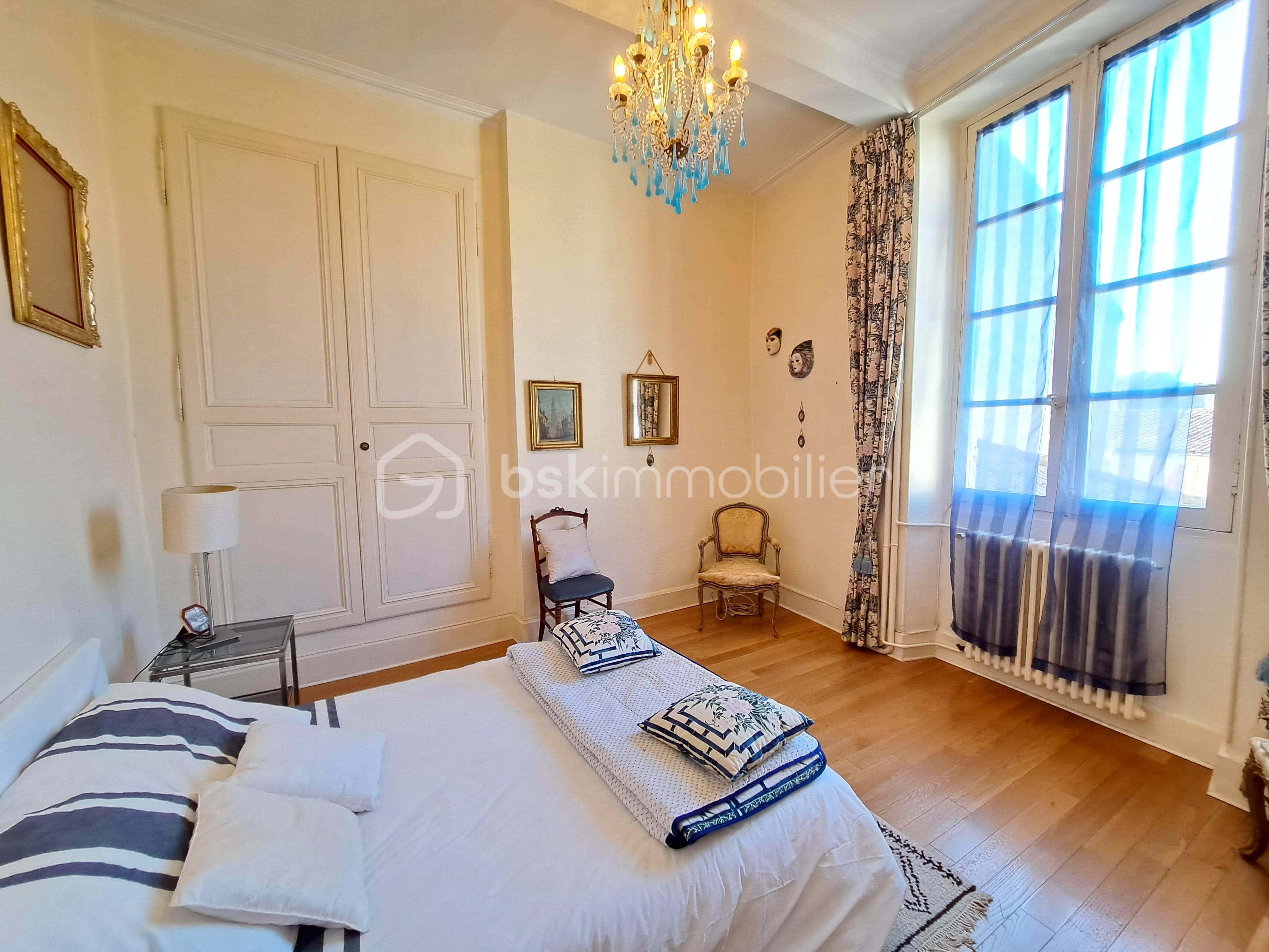 Maison de ville de 288 m² - cesar carvalho gascony masion vente condom gers investissement net  9.jpg