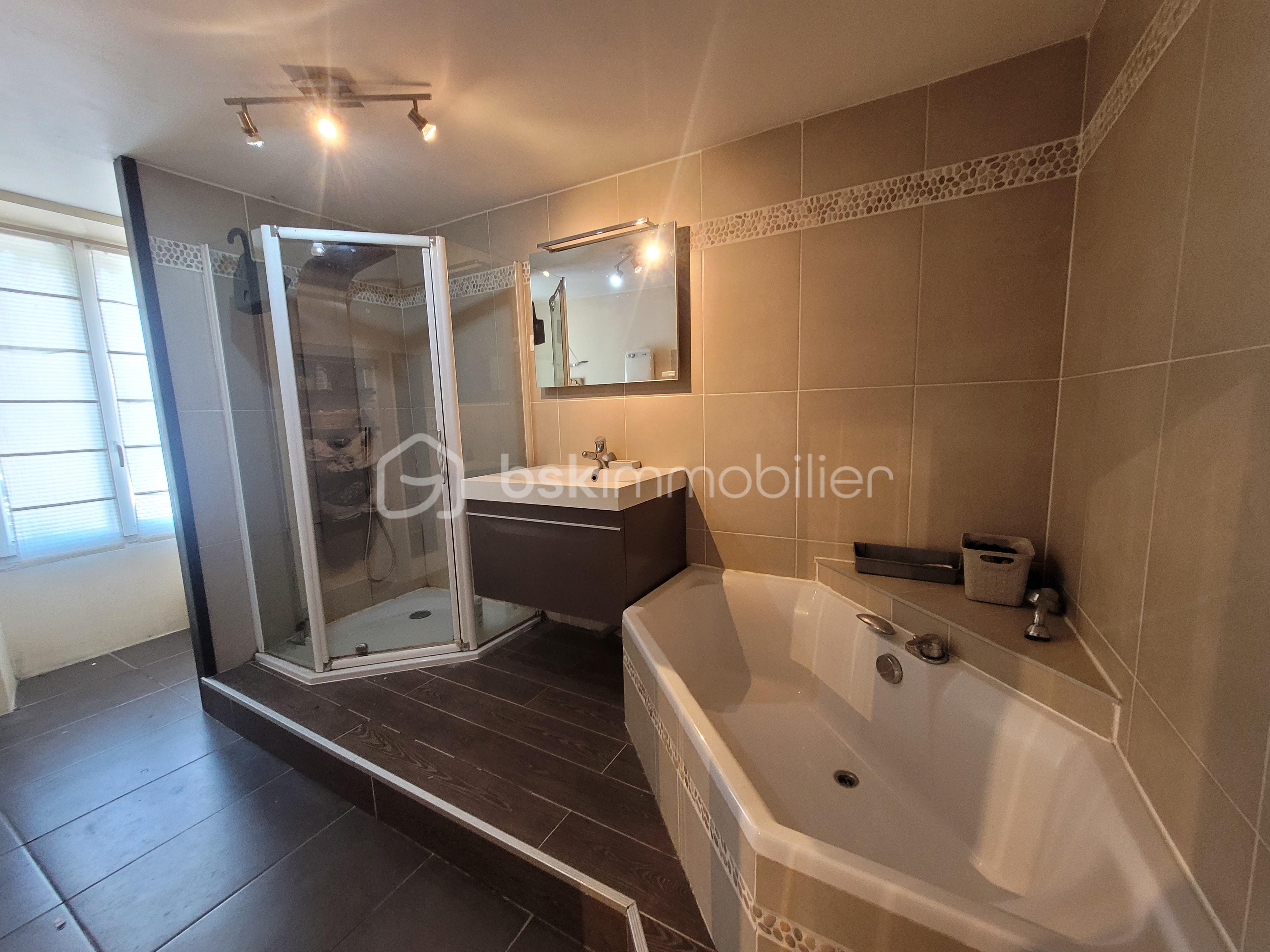 Maison de 194 m² - 20251006_140934.jpg