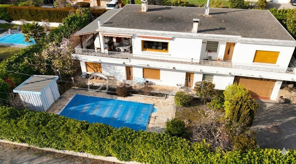 maison vue drone 1.jpg