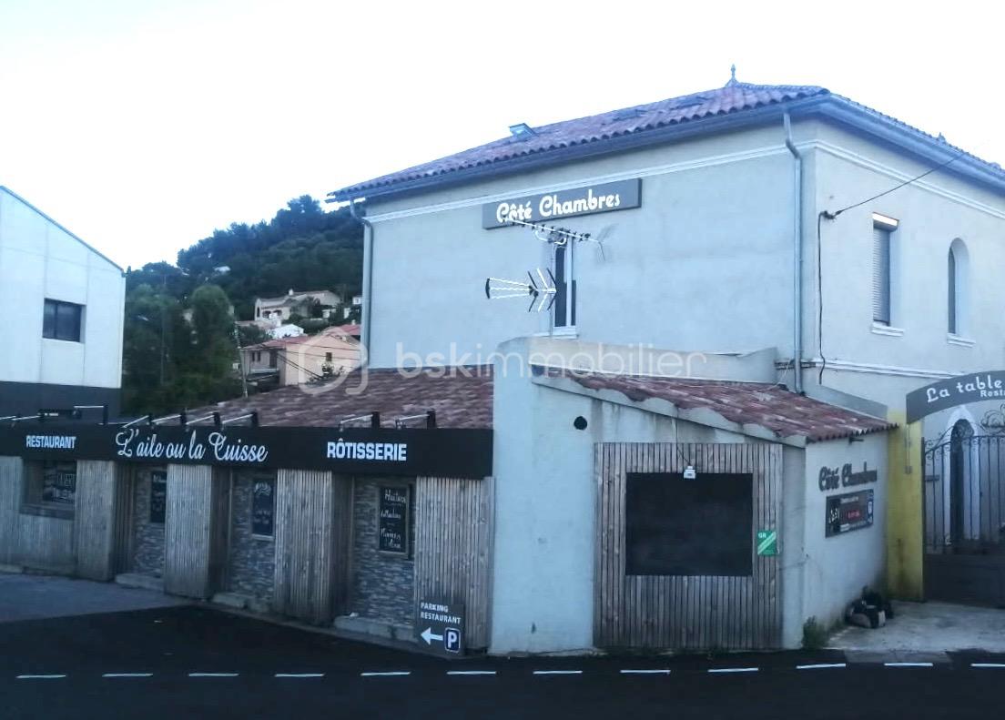 Local d activites de 158 m²