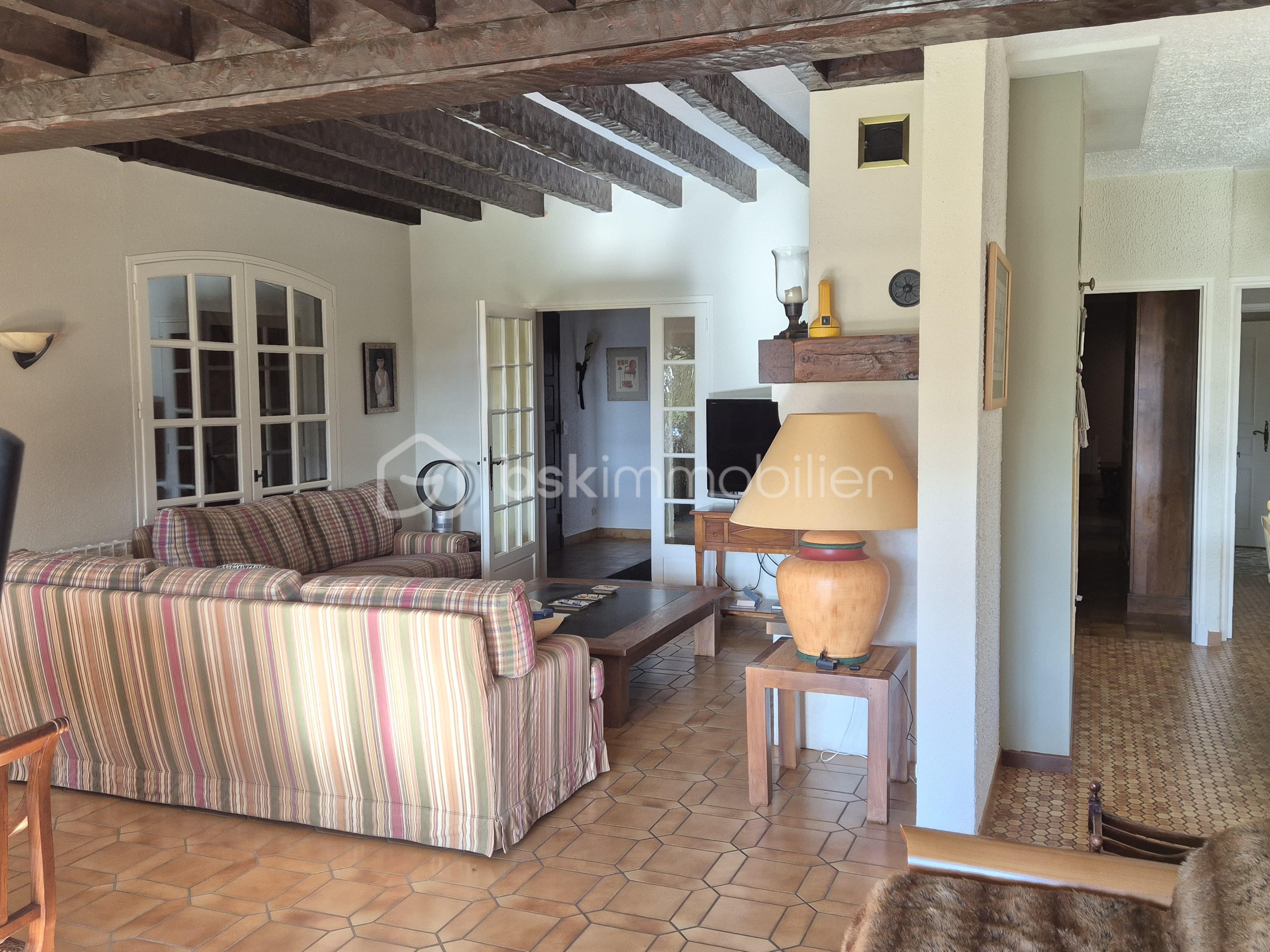 Maison de 183 m² - 20251127_141035.jpg