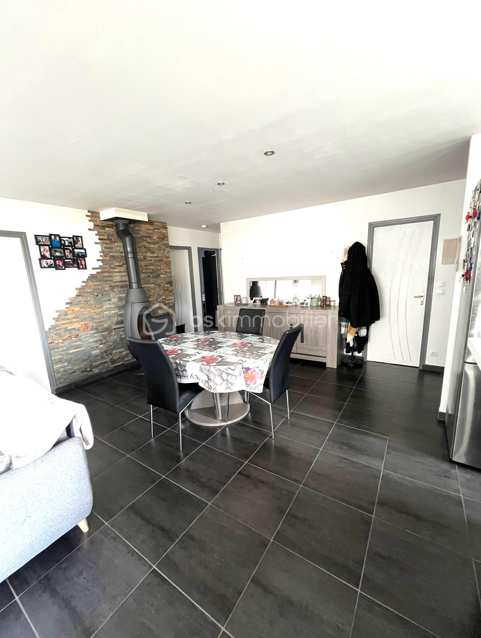 Maison traditionnelle de 83 m² - Screenshot_20251028_142629_Messages.jpg