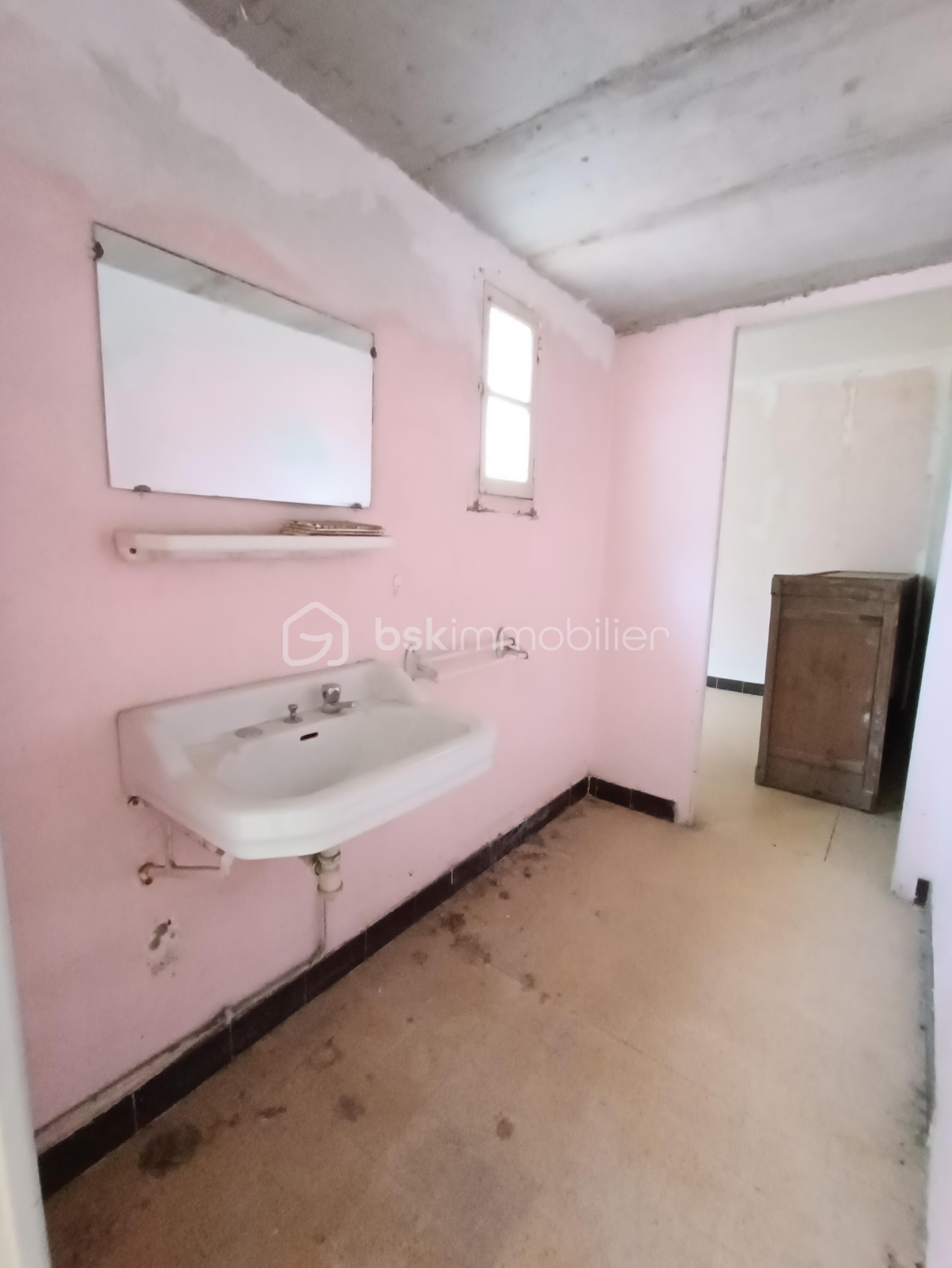 Maison de 105 m² - Salle d eau.jpg