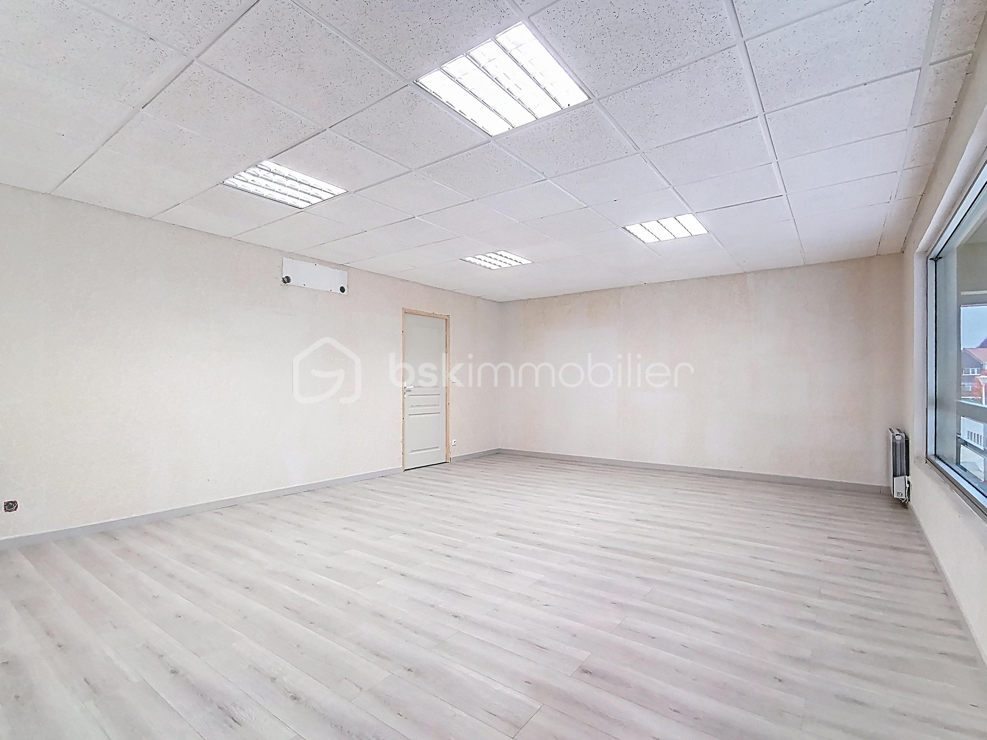 Bureau de 71,94 m² - aubertin_00002.jpg