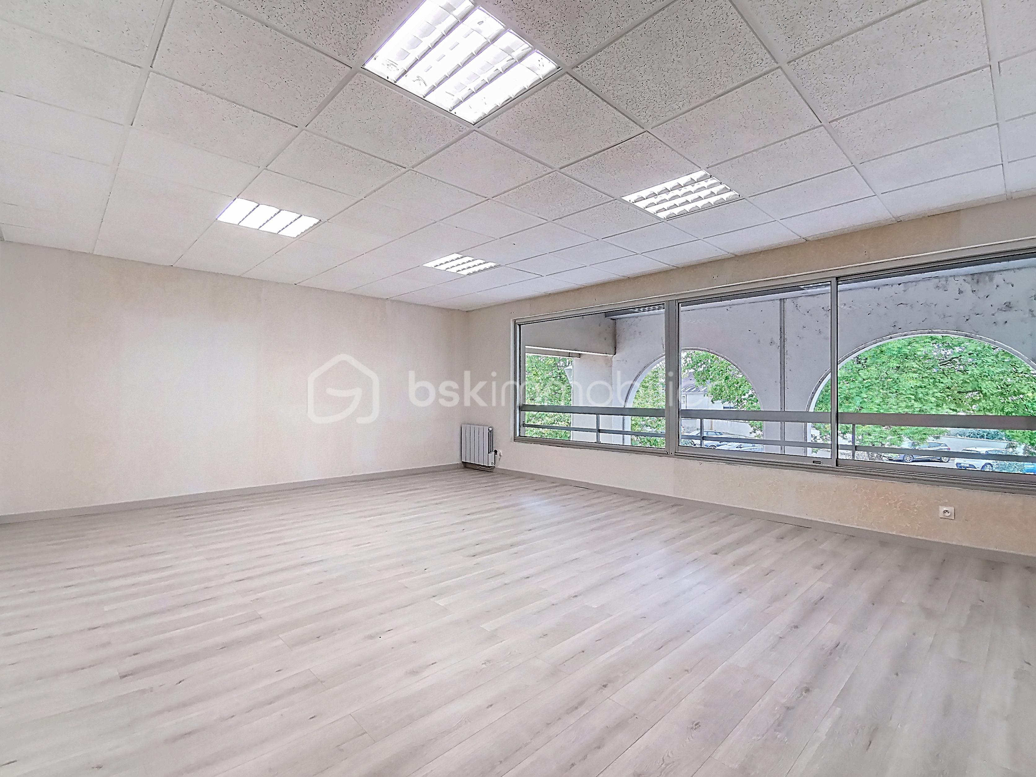 Bureau de 71,94 m² - aubertin_00003.jpg
