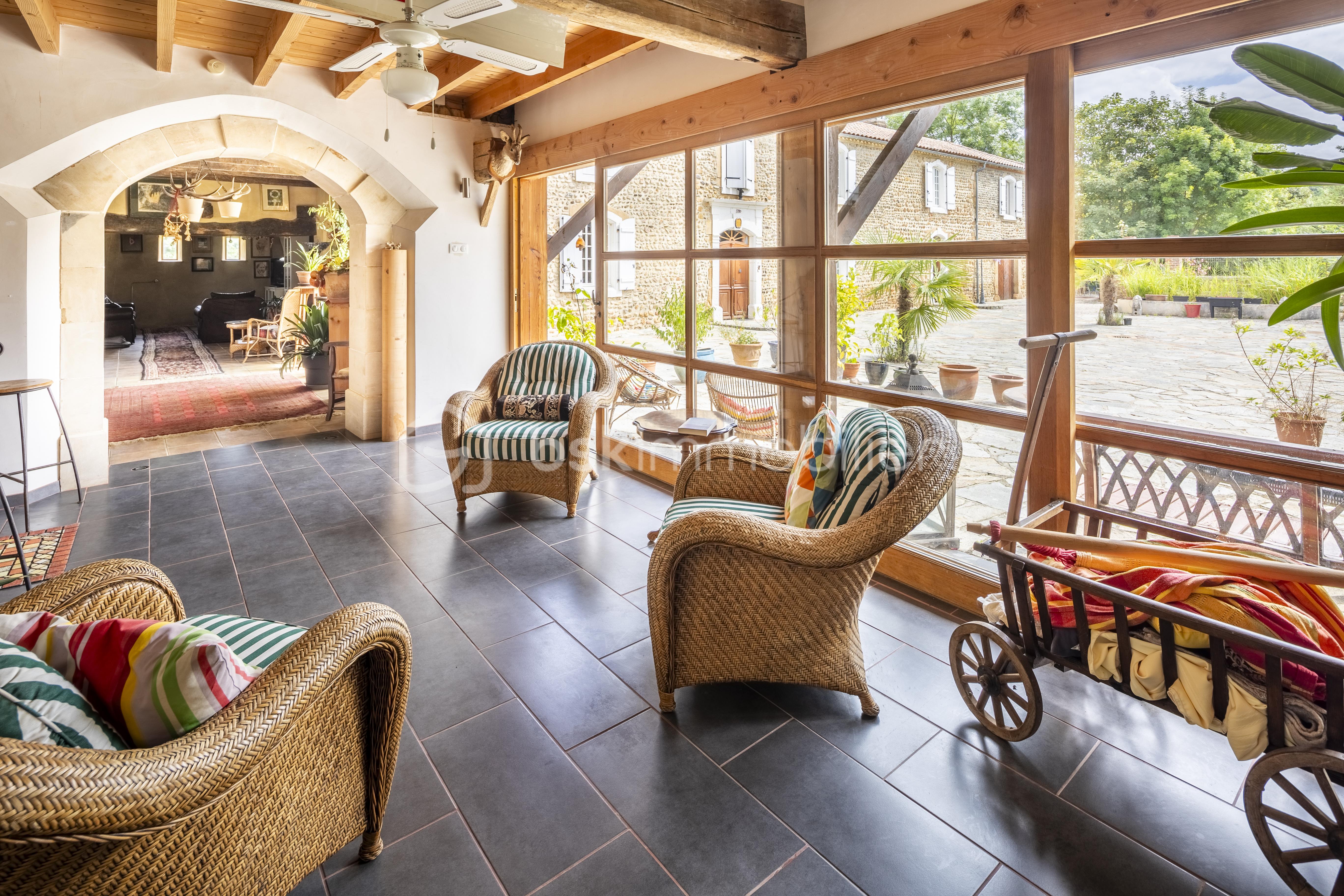 Bastide de 400,85 m² - 6.jpg