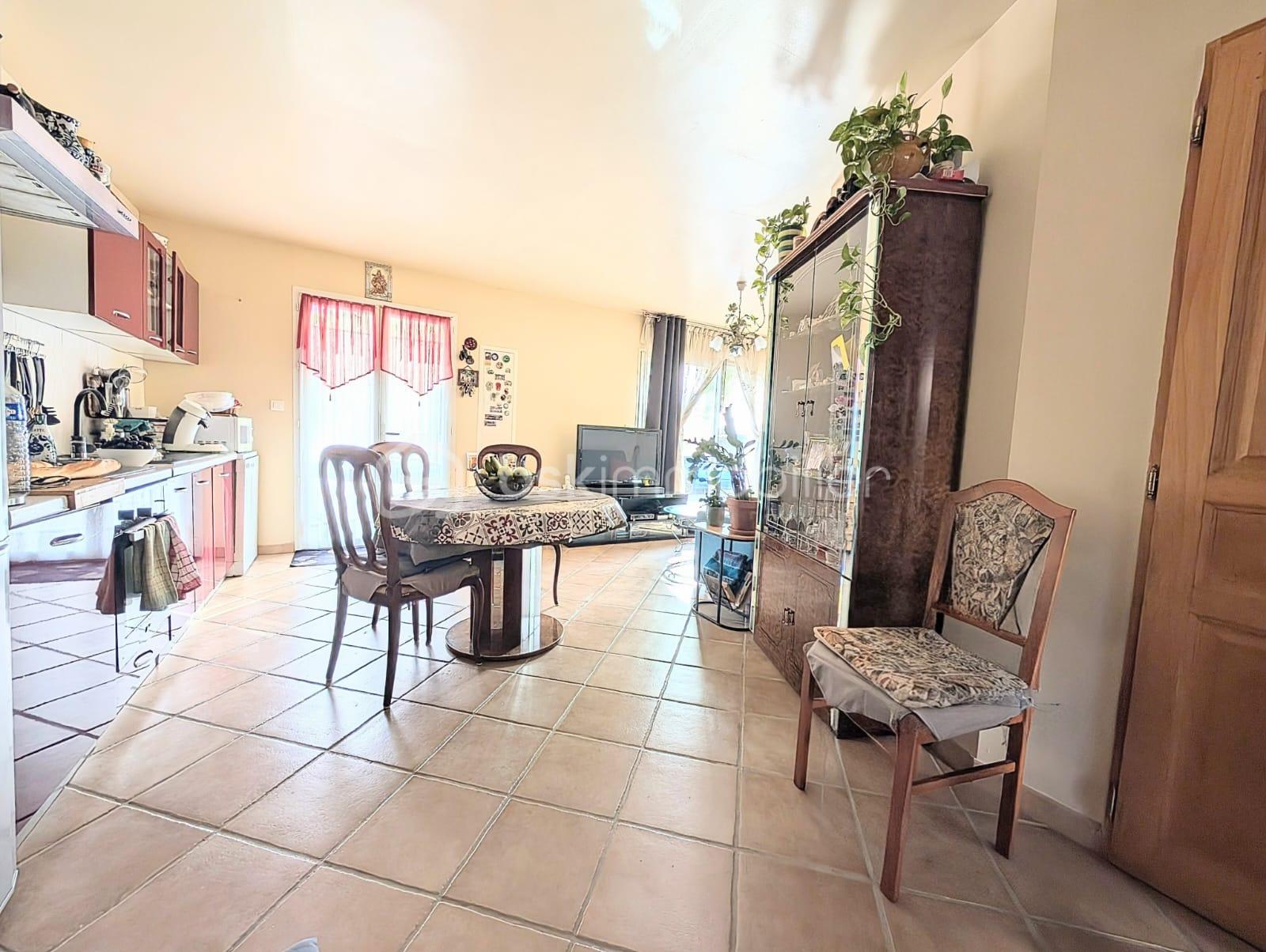 Maison de ville de 70 m² - pp frigo.jpg