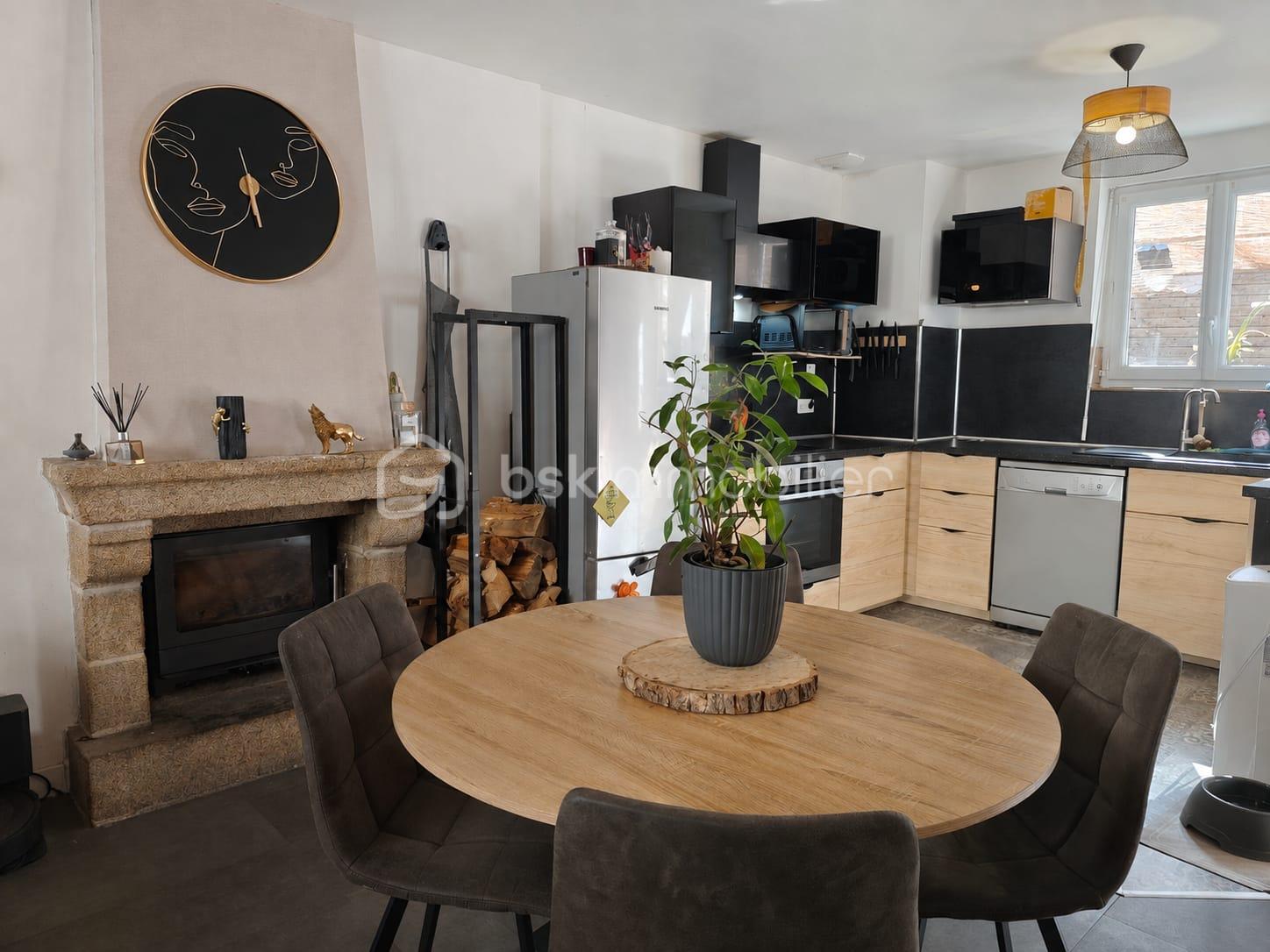 Maison 4 pièces 80 m² · à Saint-James · 80 m² · 137 000 €