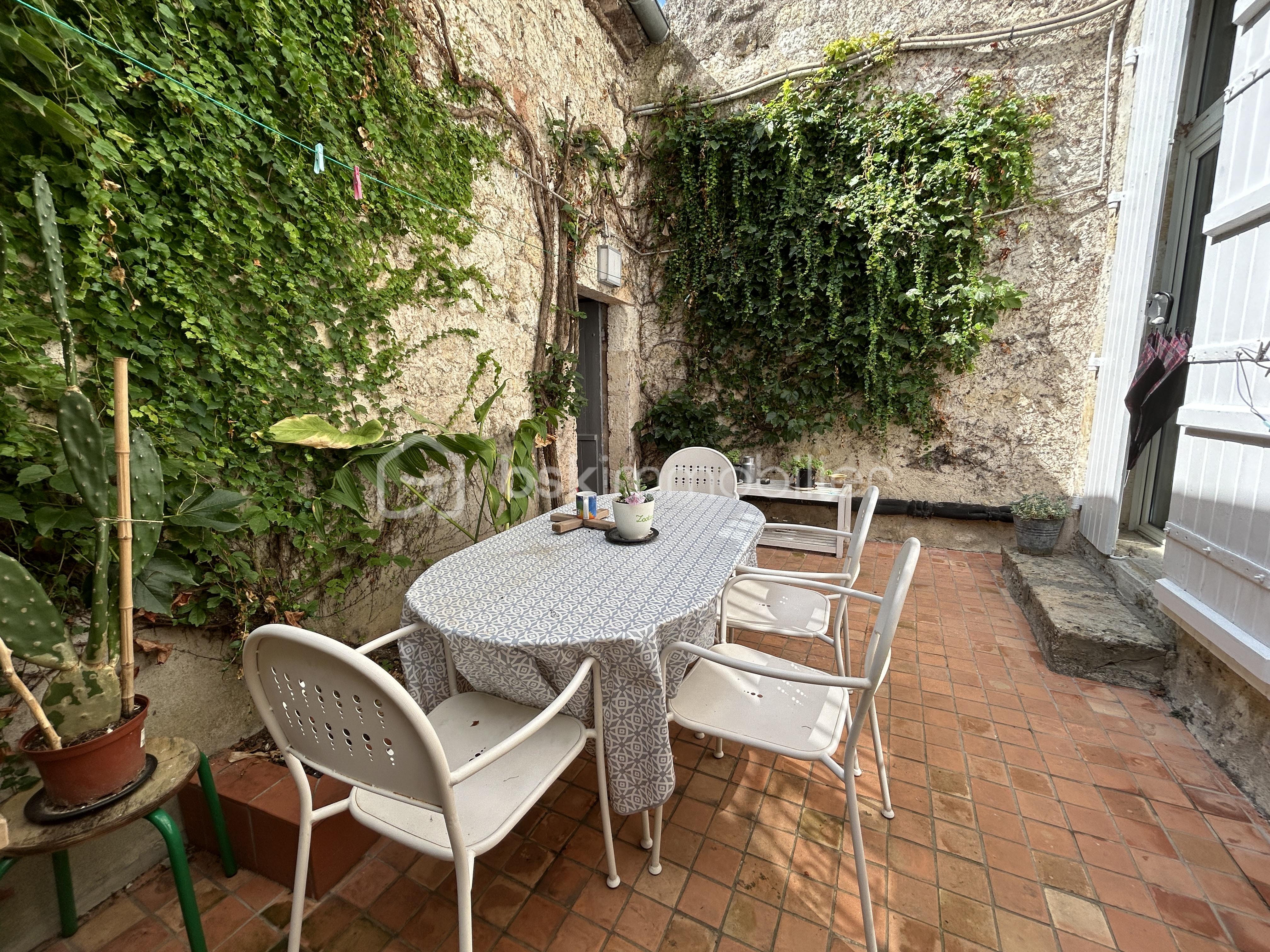 Maison de 150 m² - 6BC06D49-DBD2-4AFD-9134-5E81F24E32E6.jpeg