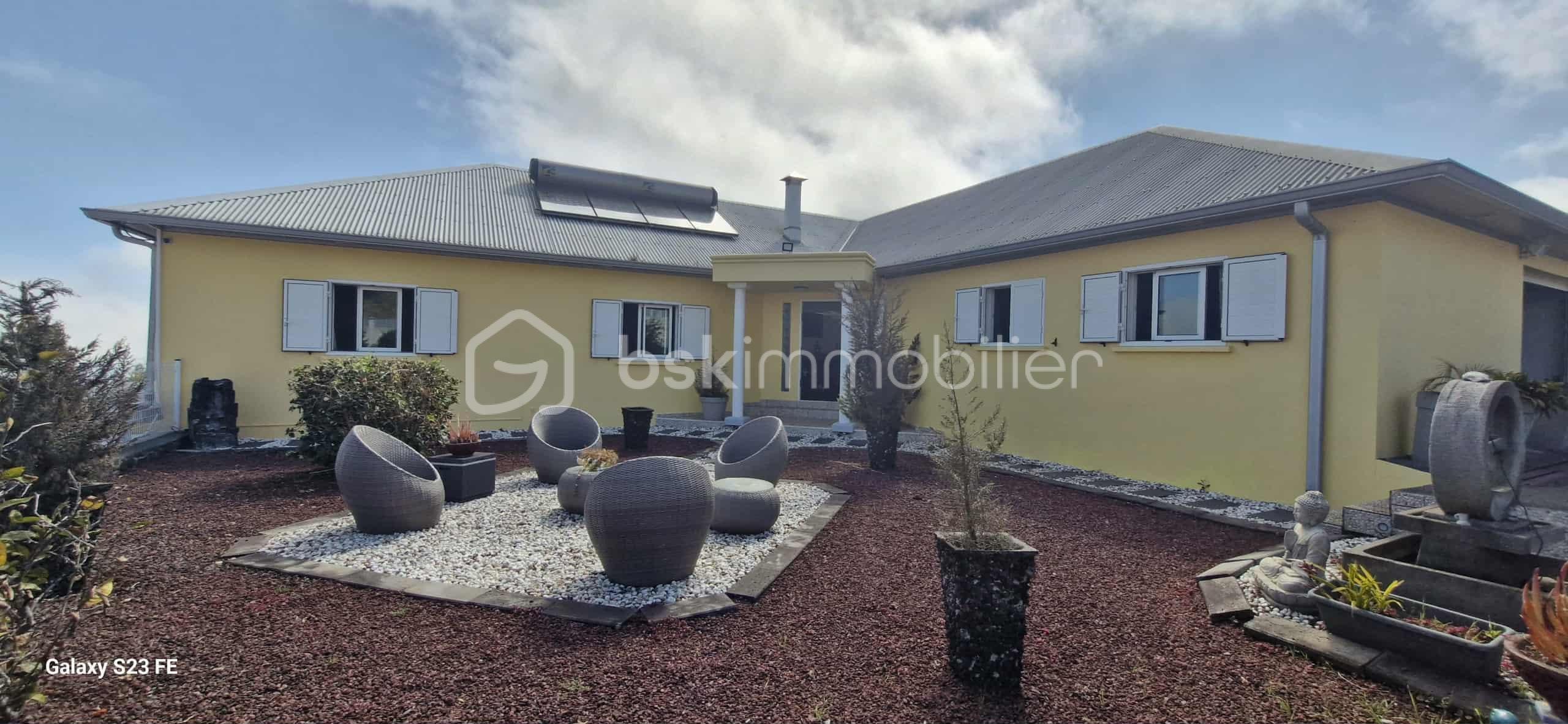 Maison de 310 m² - adcddd59-35a4-4e78-95f1-555083541ec1.jpg