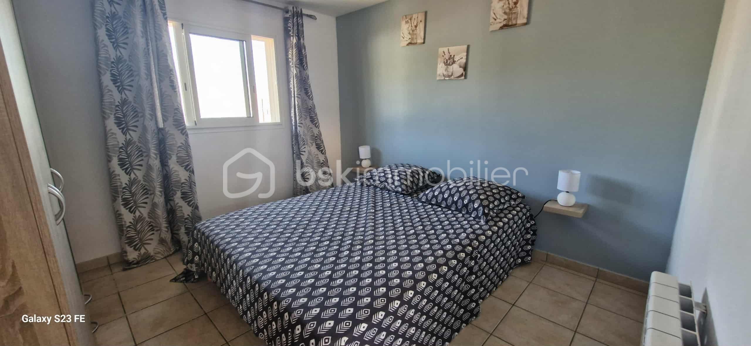 Maison de 310 m² - b4f92e81-fba7-4ddb-953e-3ab360f7b82e.jpg