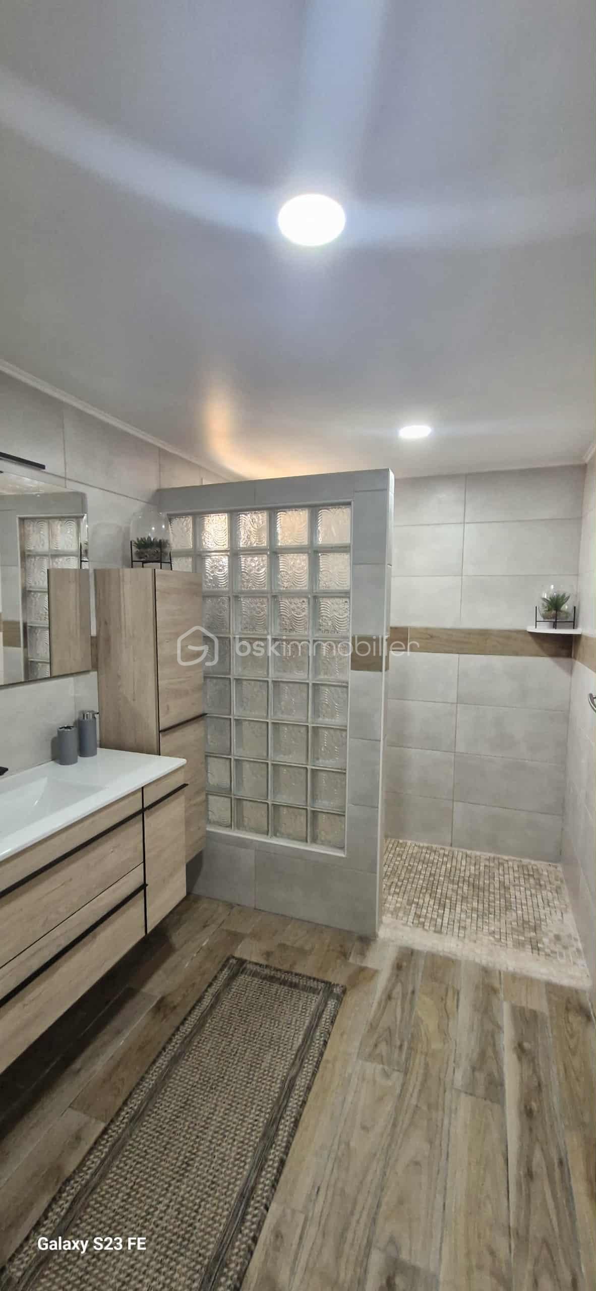 Maison de 310 m² - d9d3c08f-5d82-4d8a-830c-3ca555d2c82a.jpg