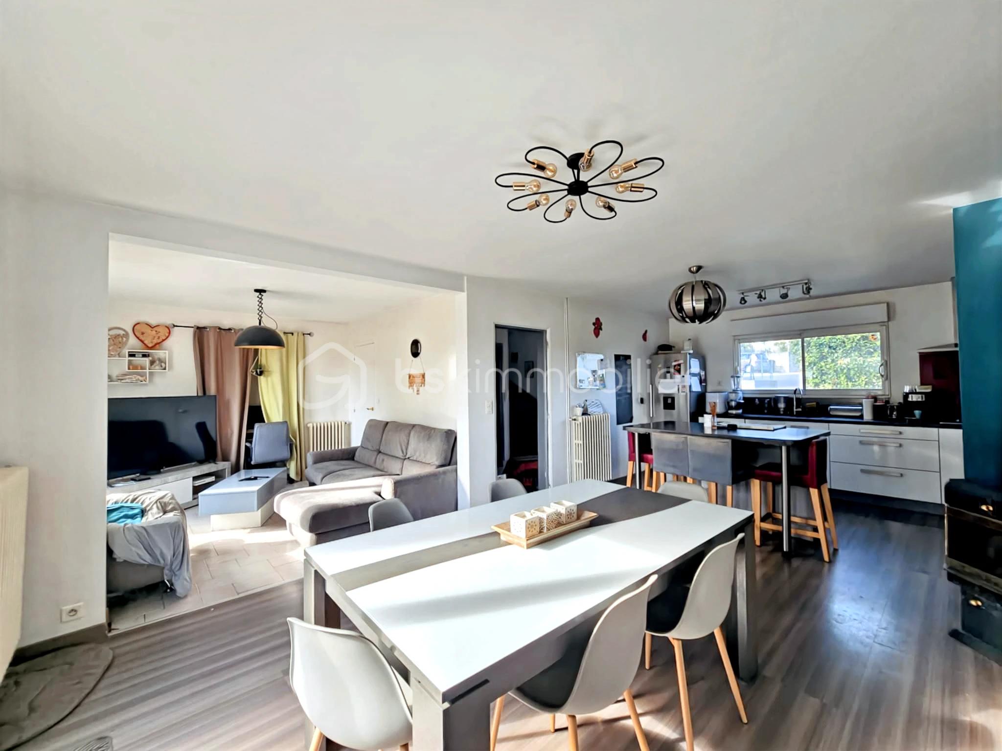 Maison de 130 m² - liloo-downloaderexa2jh