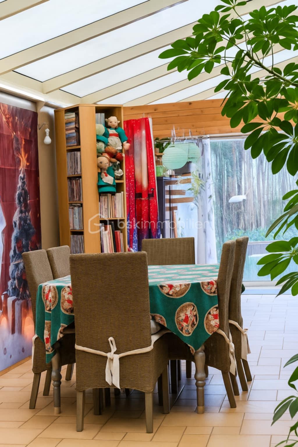 Maison de 141 m² - salle à manger 3.jpg