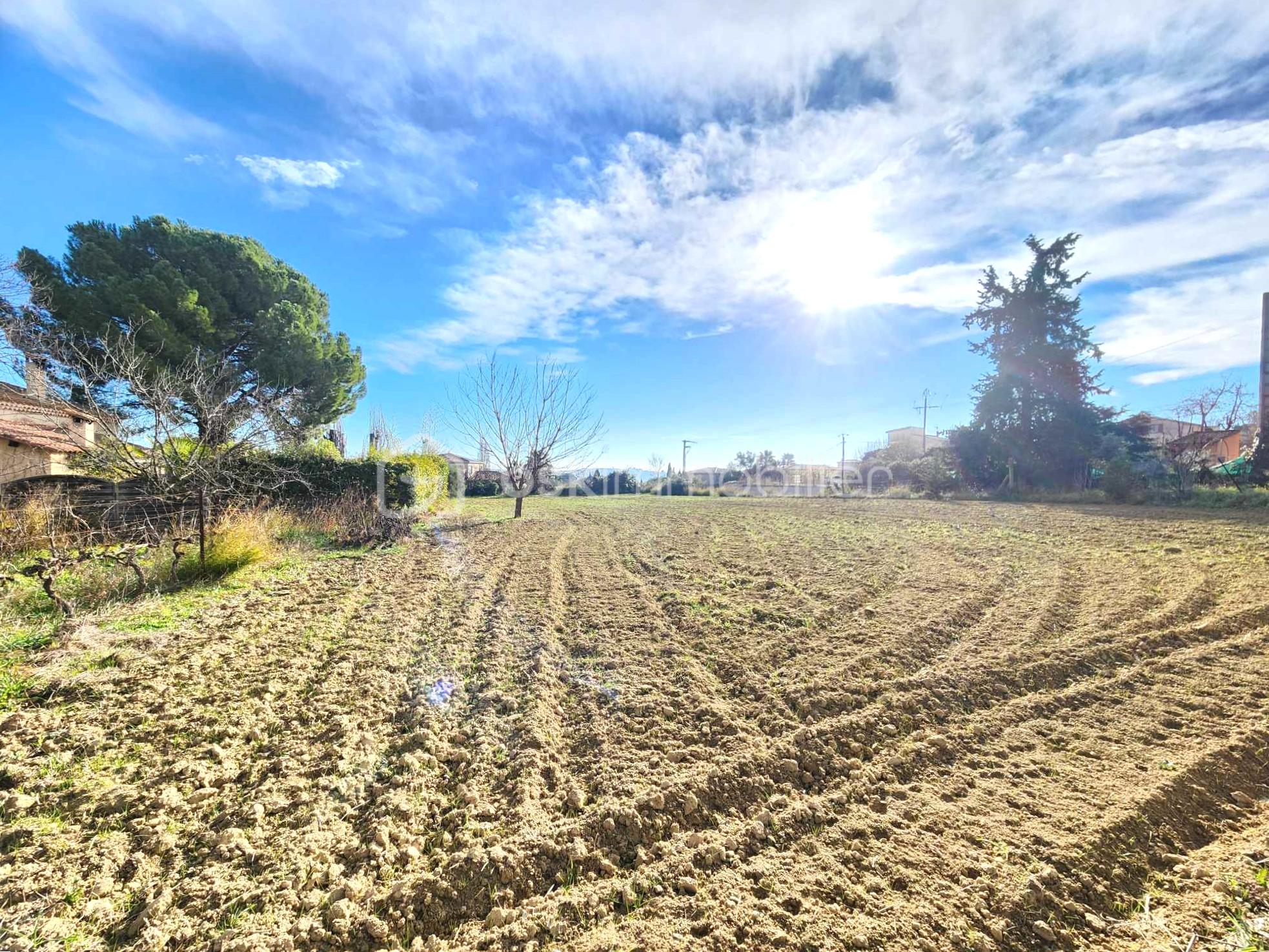 Terrain de 1 777 m² - 472787787_1265458741354045_7548516203512531534_n.jpg