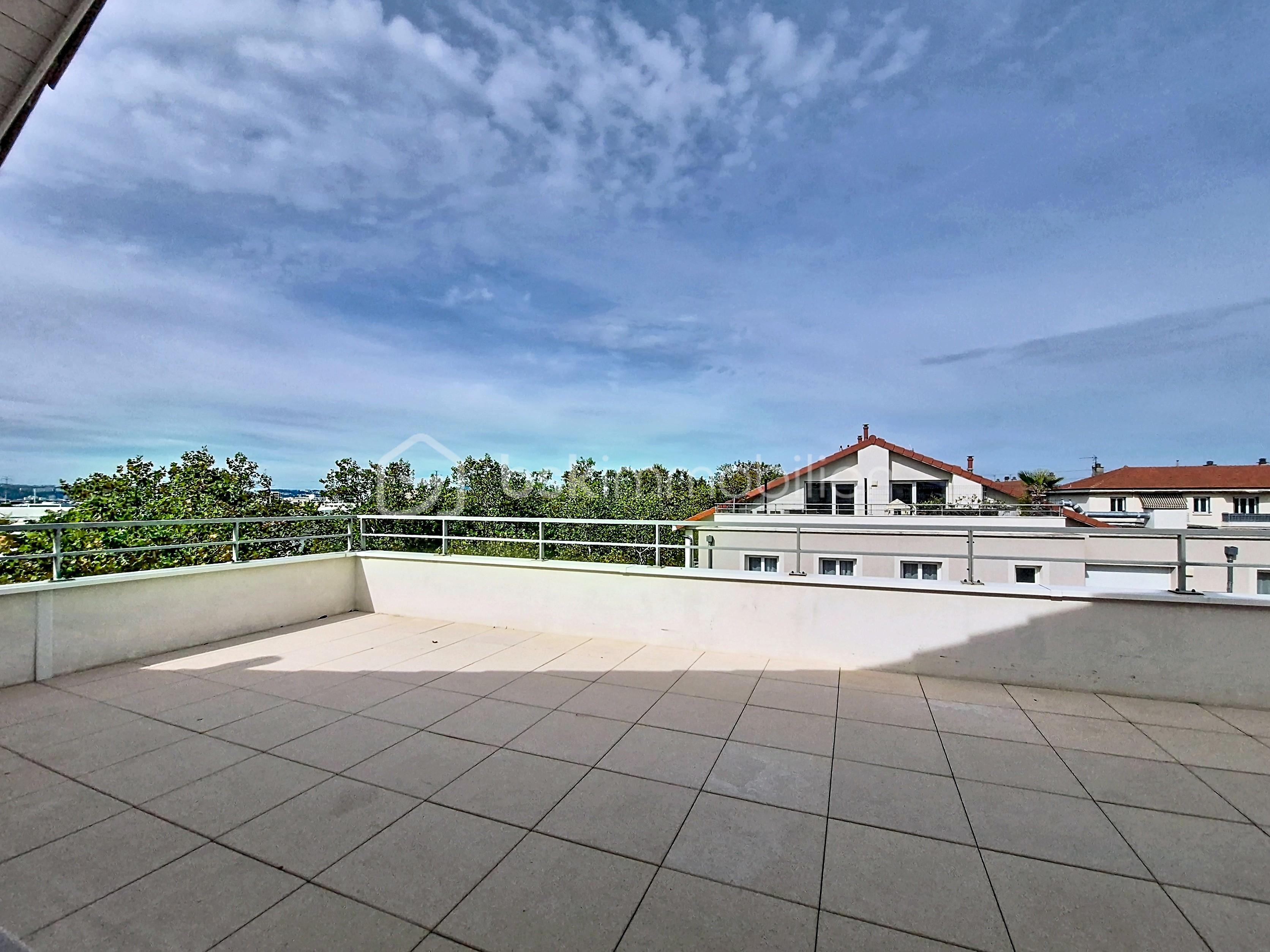 Appartement 4 pièces 103 m² · à Venissieux · 103 m² · 288 000 €