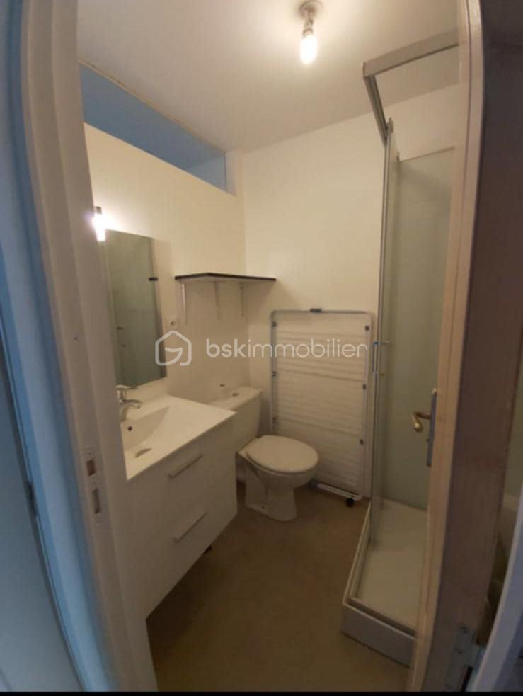 Immeuble mixte de 23,74 m² - 9.jpg