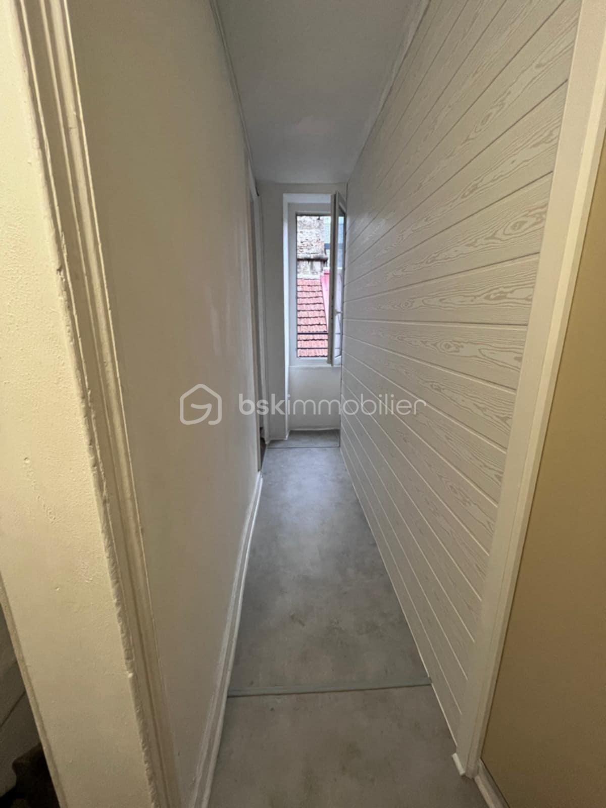 Immeuble mixte de 23,74 m² - 6.jpg