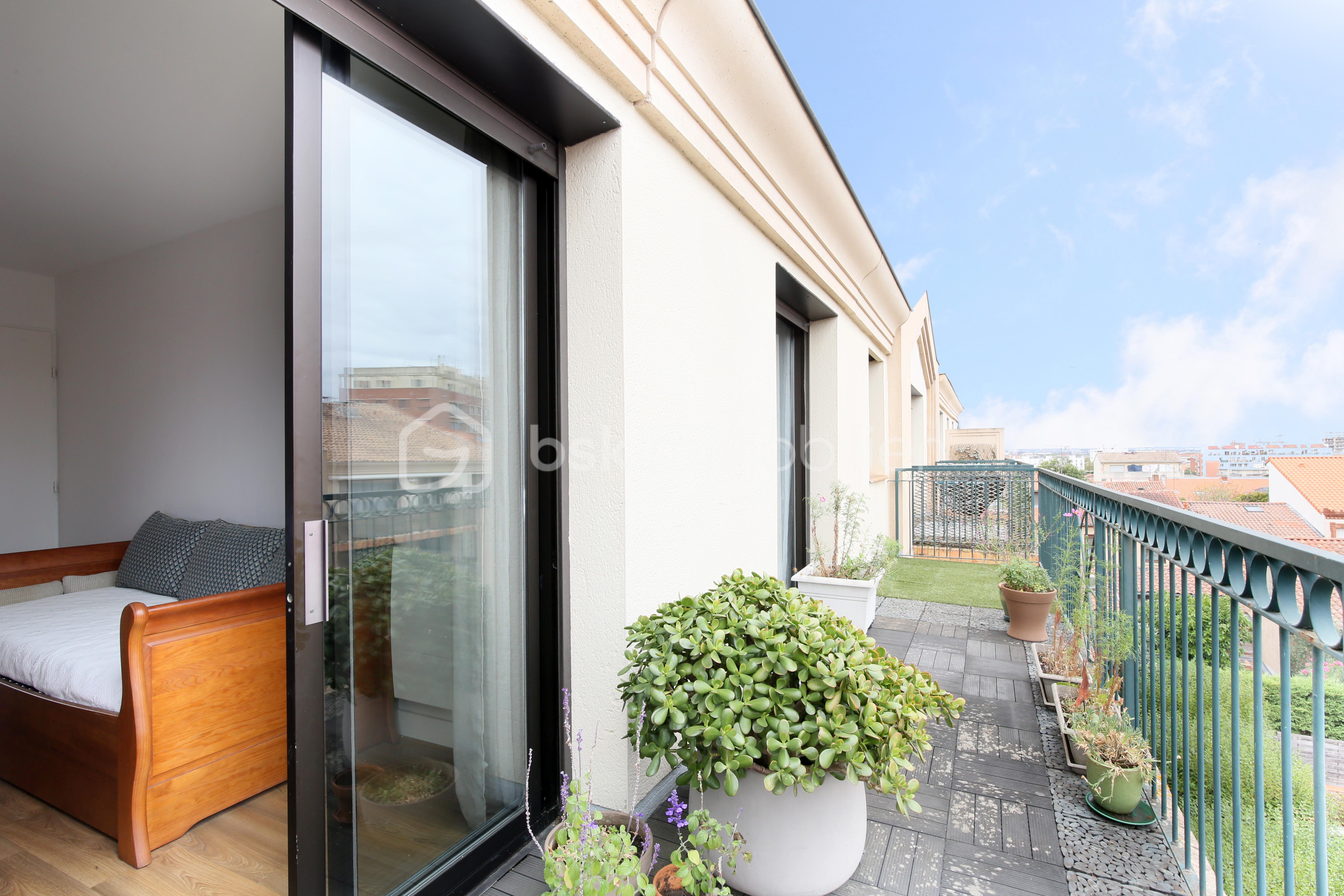 11 - Balcon 02.jpg