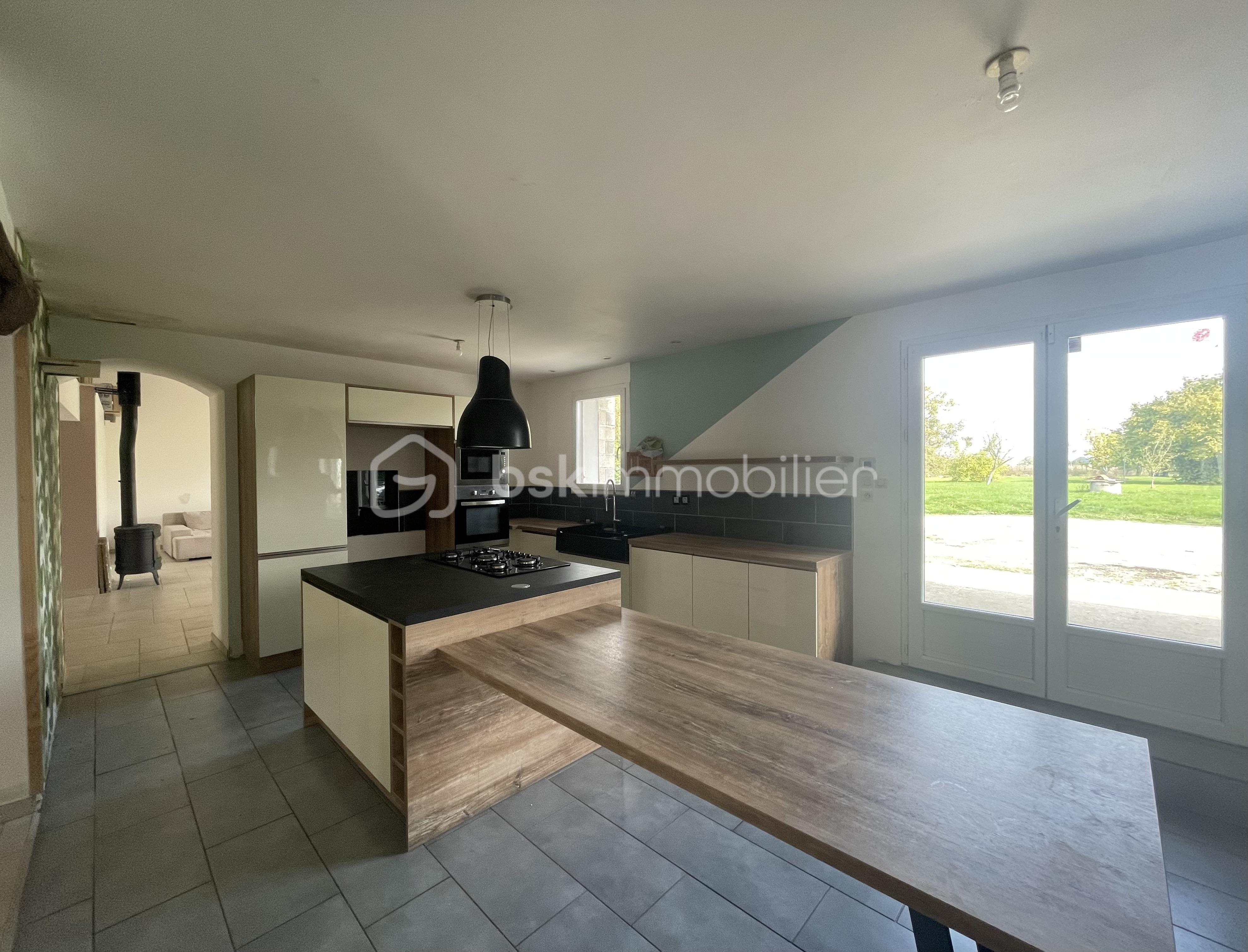 Maison de 246 m² - cuisine .jpg