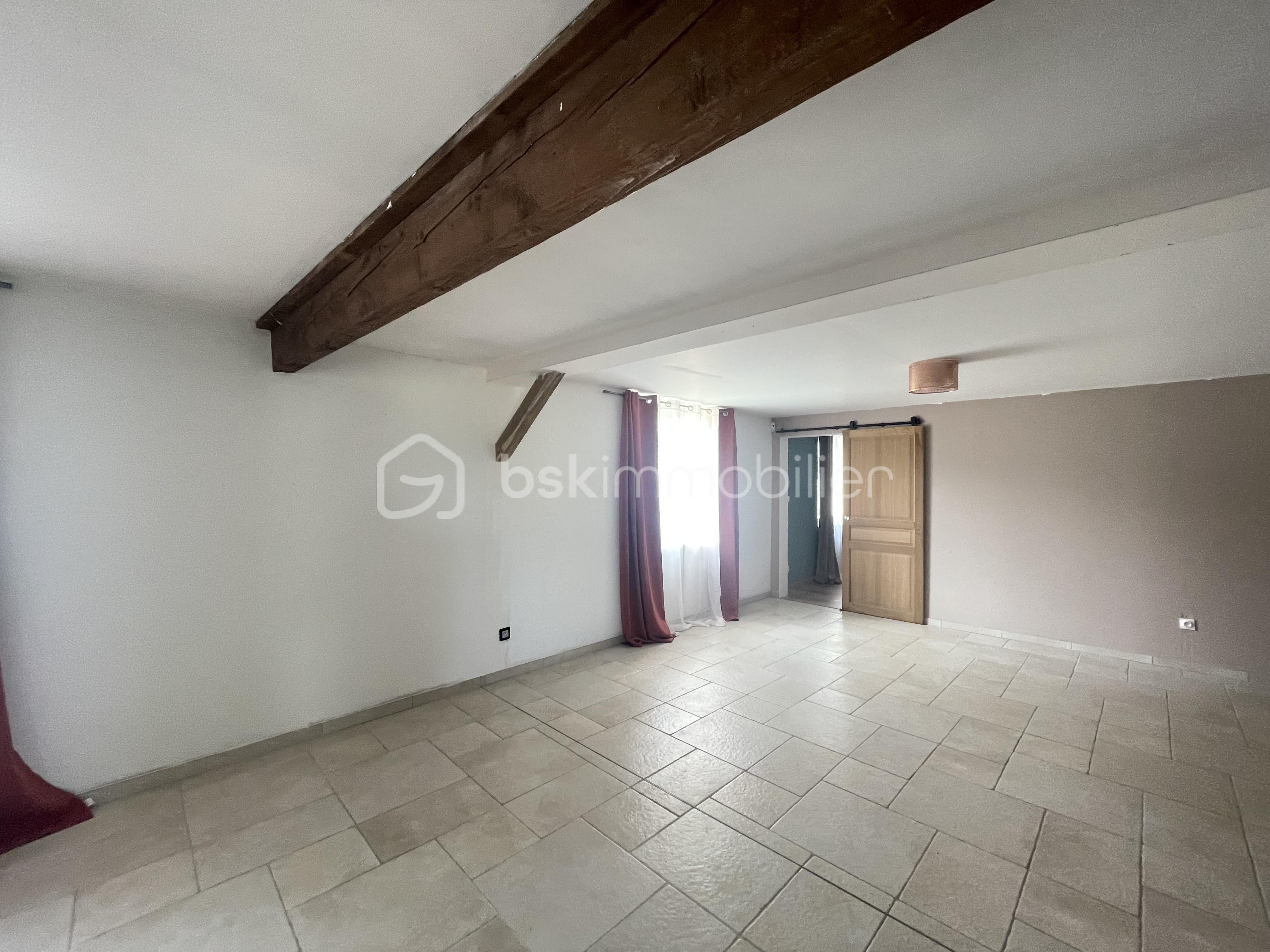Maison de 246 m² - séjour 2.jpg